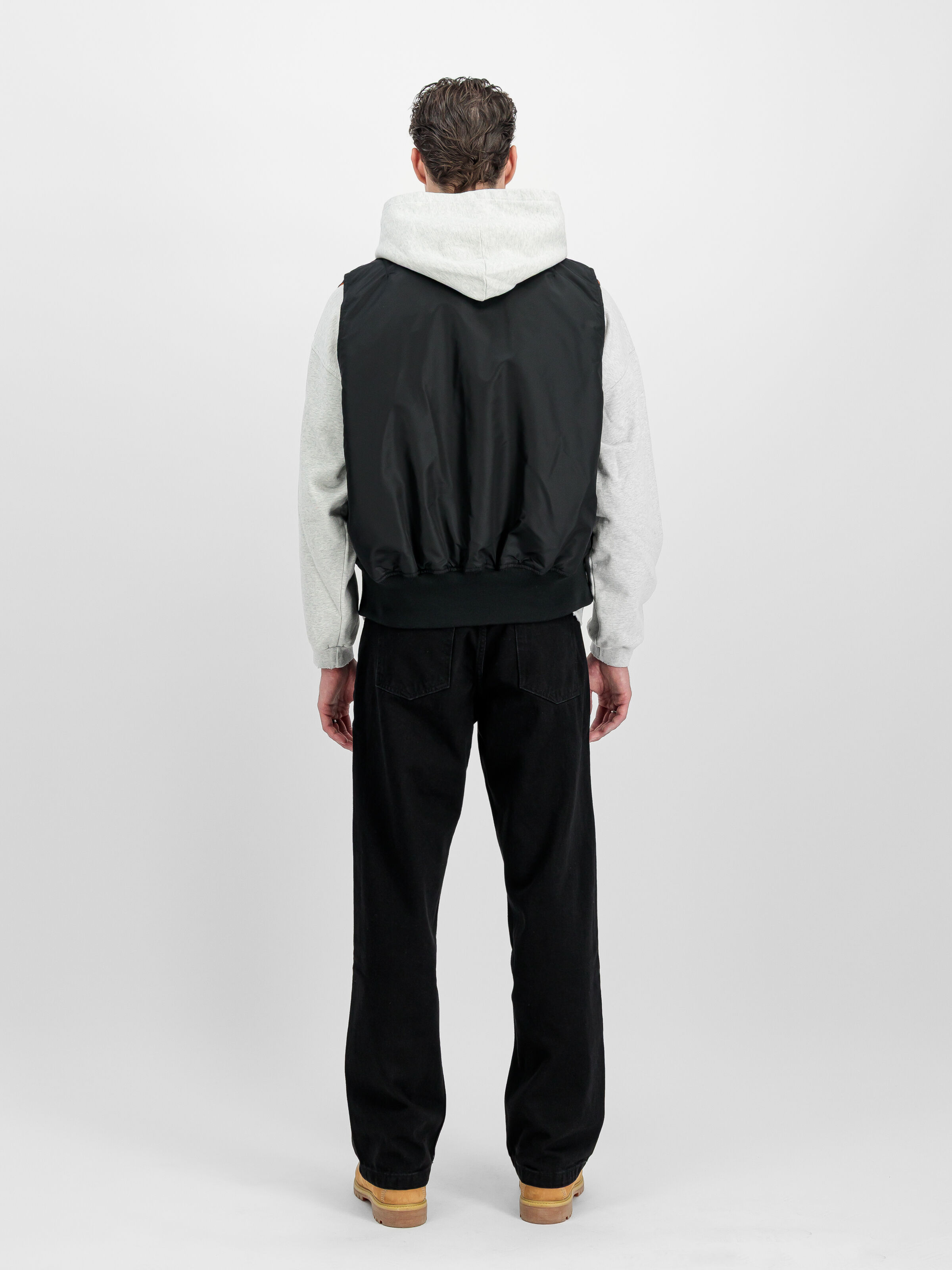 MA-1 Heritage Vest black 156146_03_2_model_00002_186886