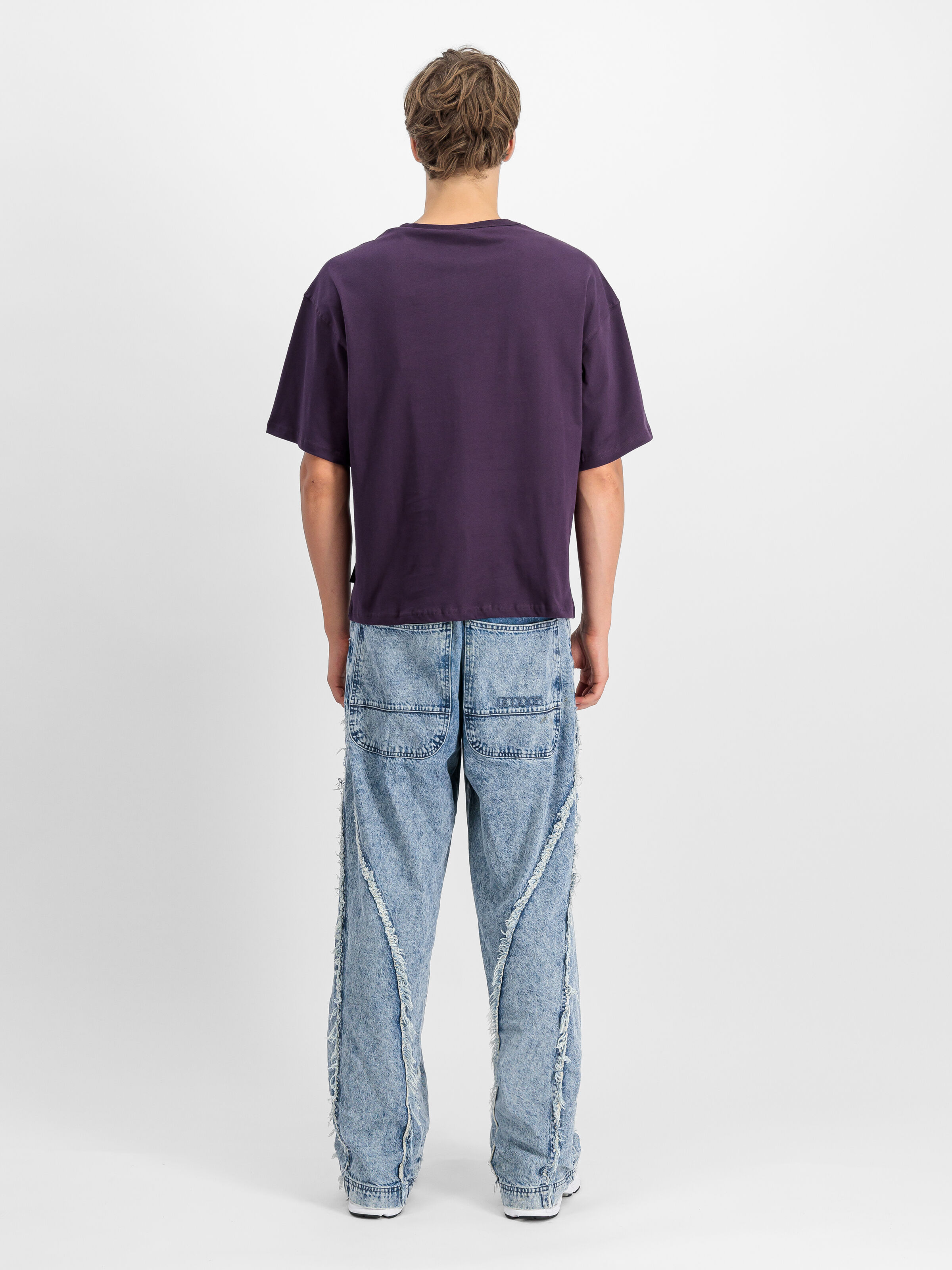 Smoke Logo T-Shirt Plum 148508_719_2_model_00002_107348