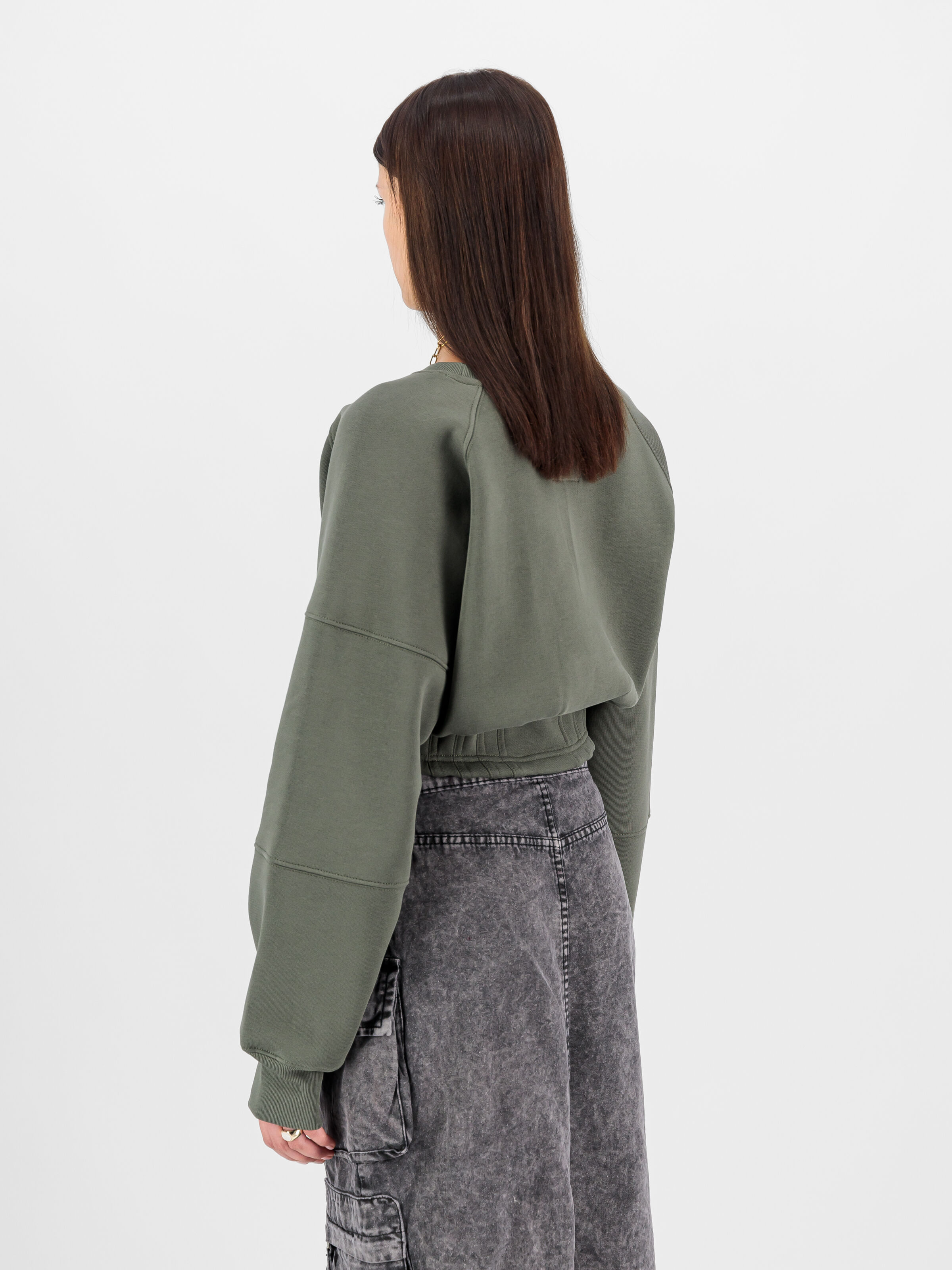 Waisted Sweatshirt Women dark olive 148031_142_2_model_00004_103657
