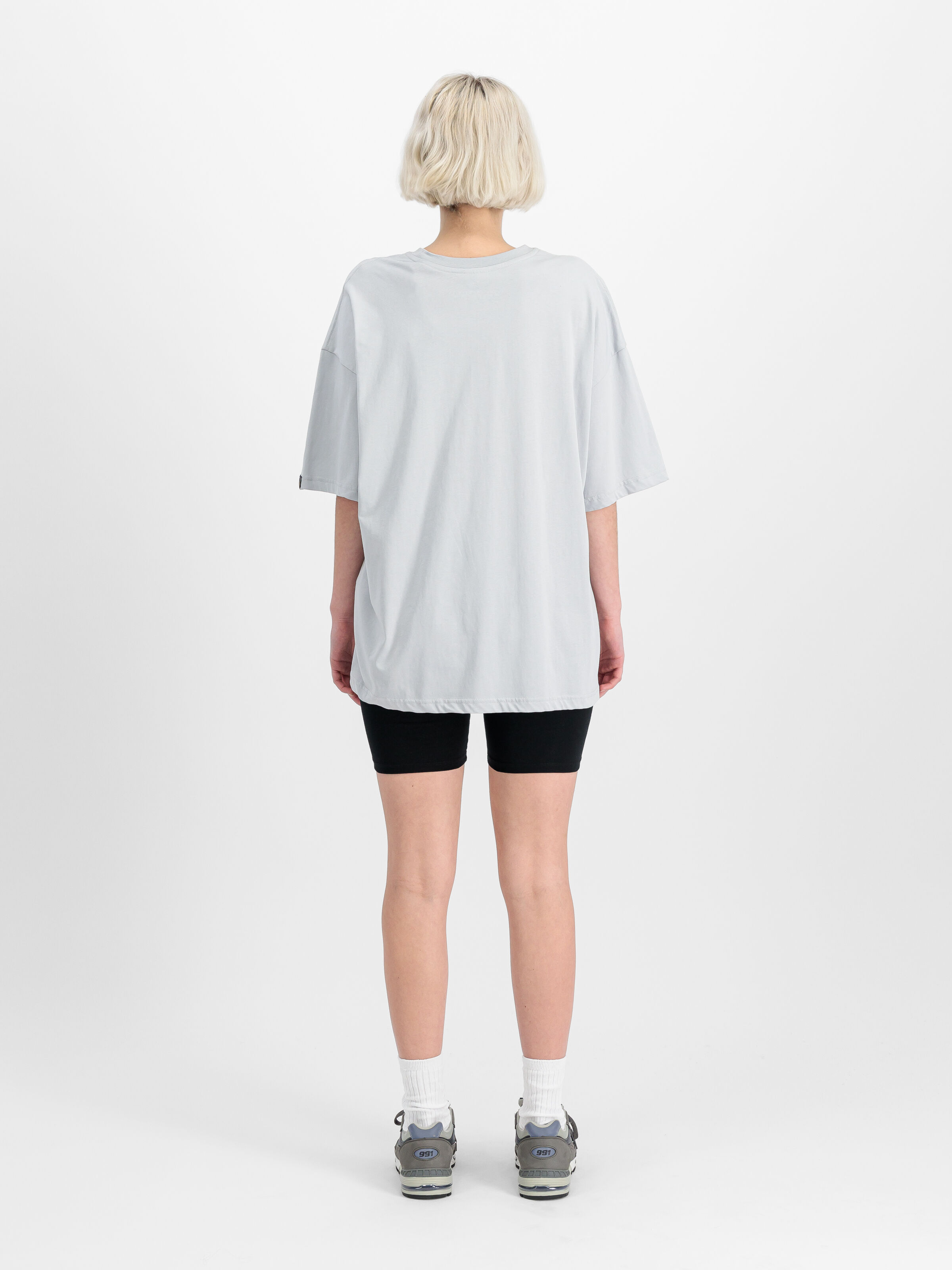Studio Edition Vibe T-Shirt Women pastel grey 156061_666_2_model_00002_140199