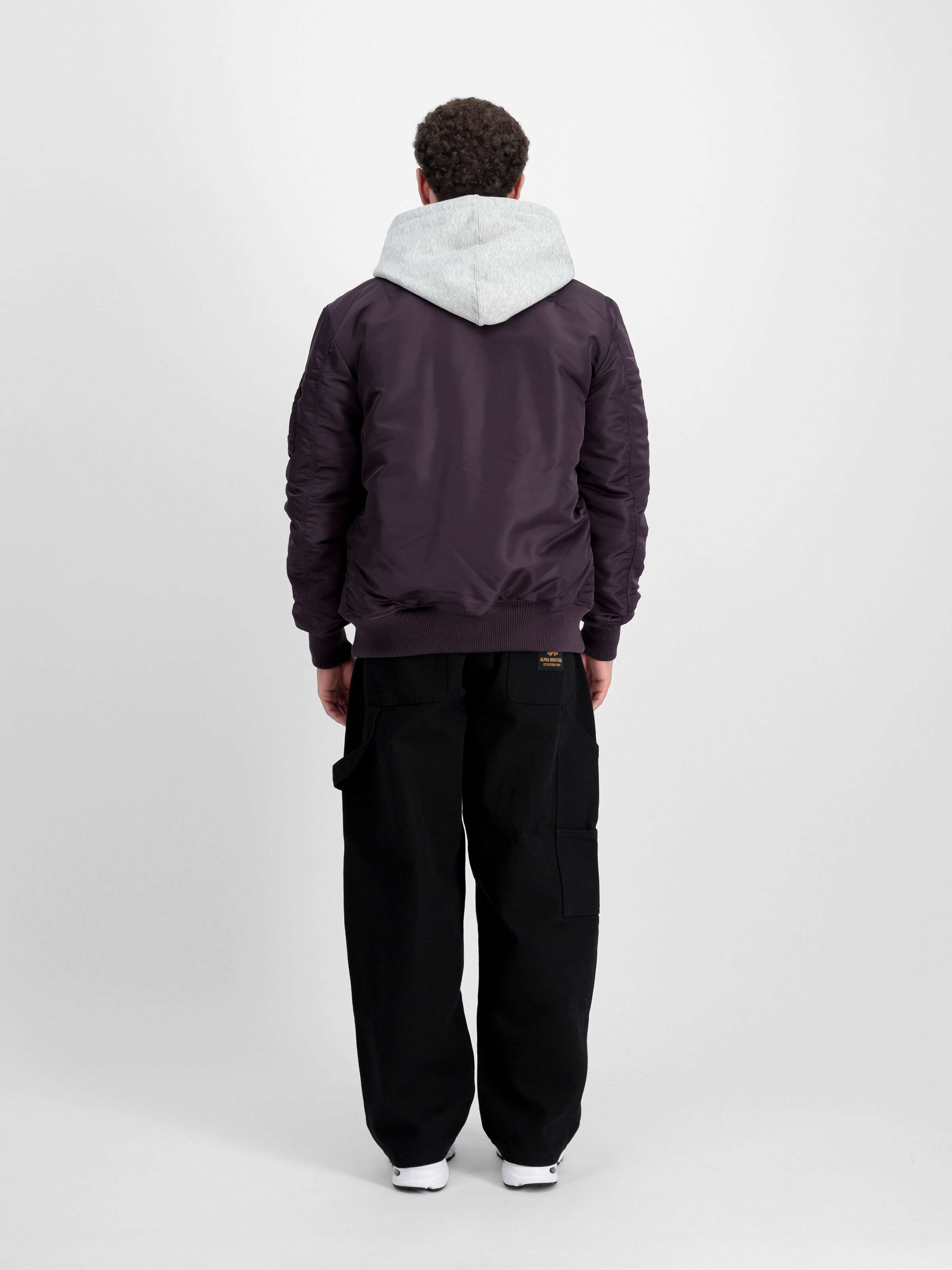 MA-1 VF 59 Long Plum 168100_719_2_model_00002_97725