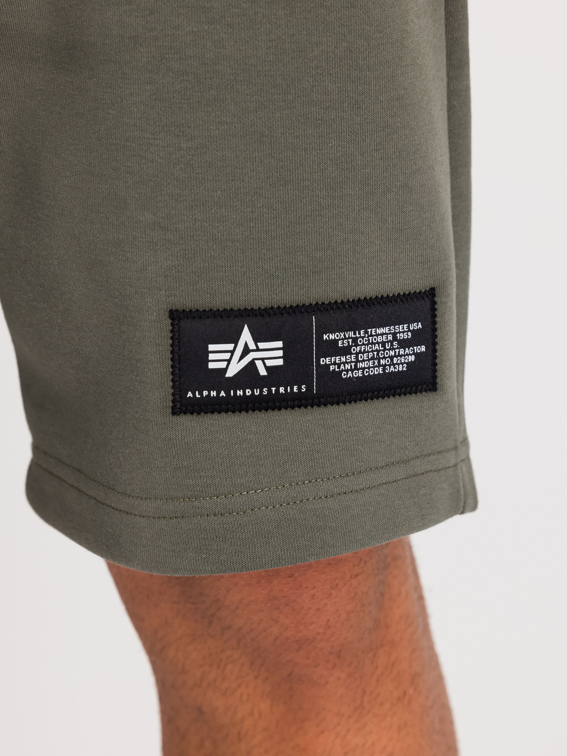 Label Jogger Short dark olive 266363_142_3_detail_00001_210695