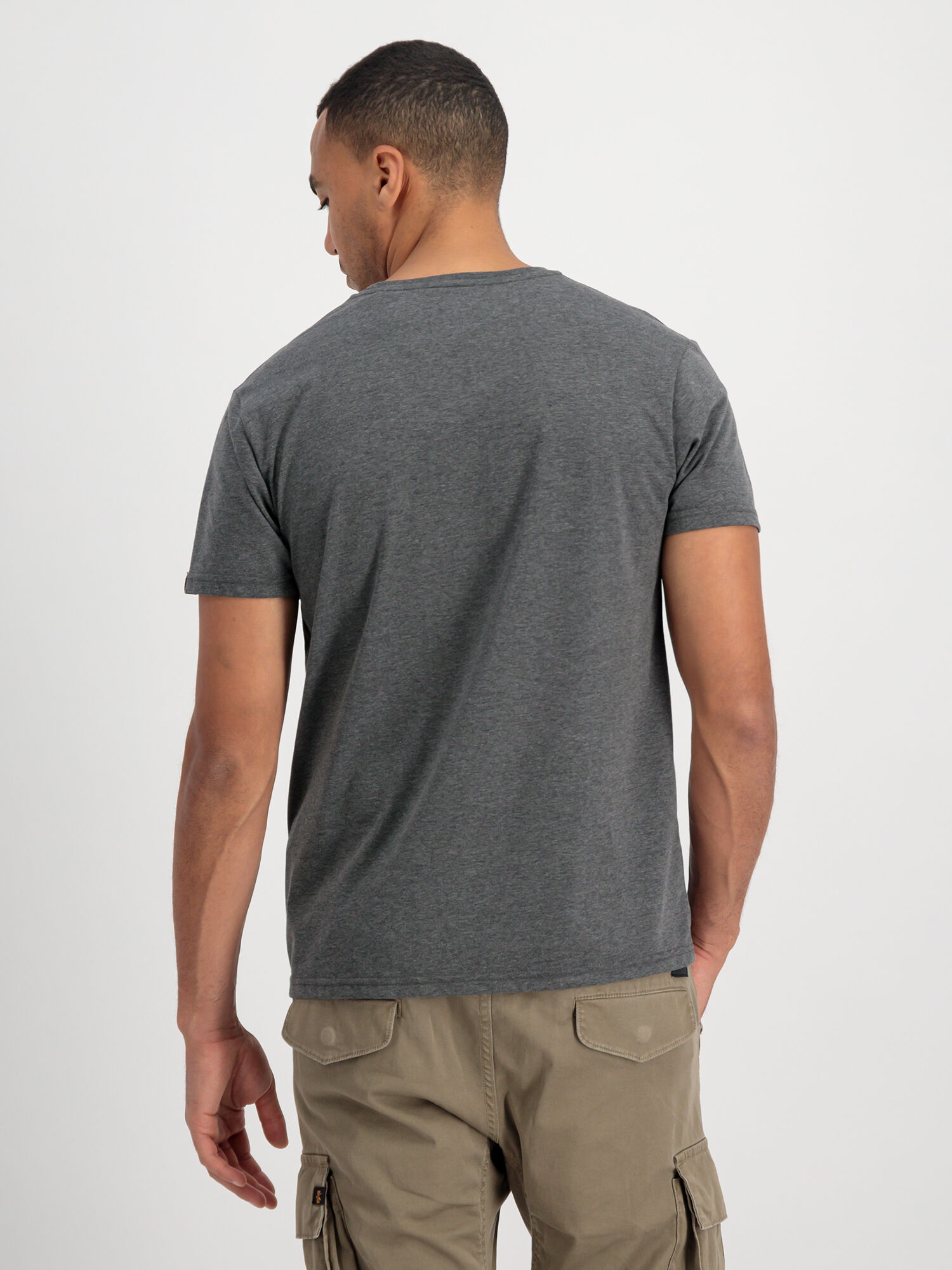 Basic Big Logo T-Shirt charcoal heather/white 100501_597_alpha_industries_basic_t_002_126584