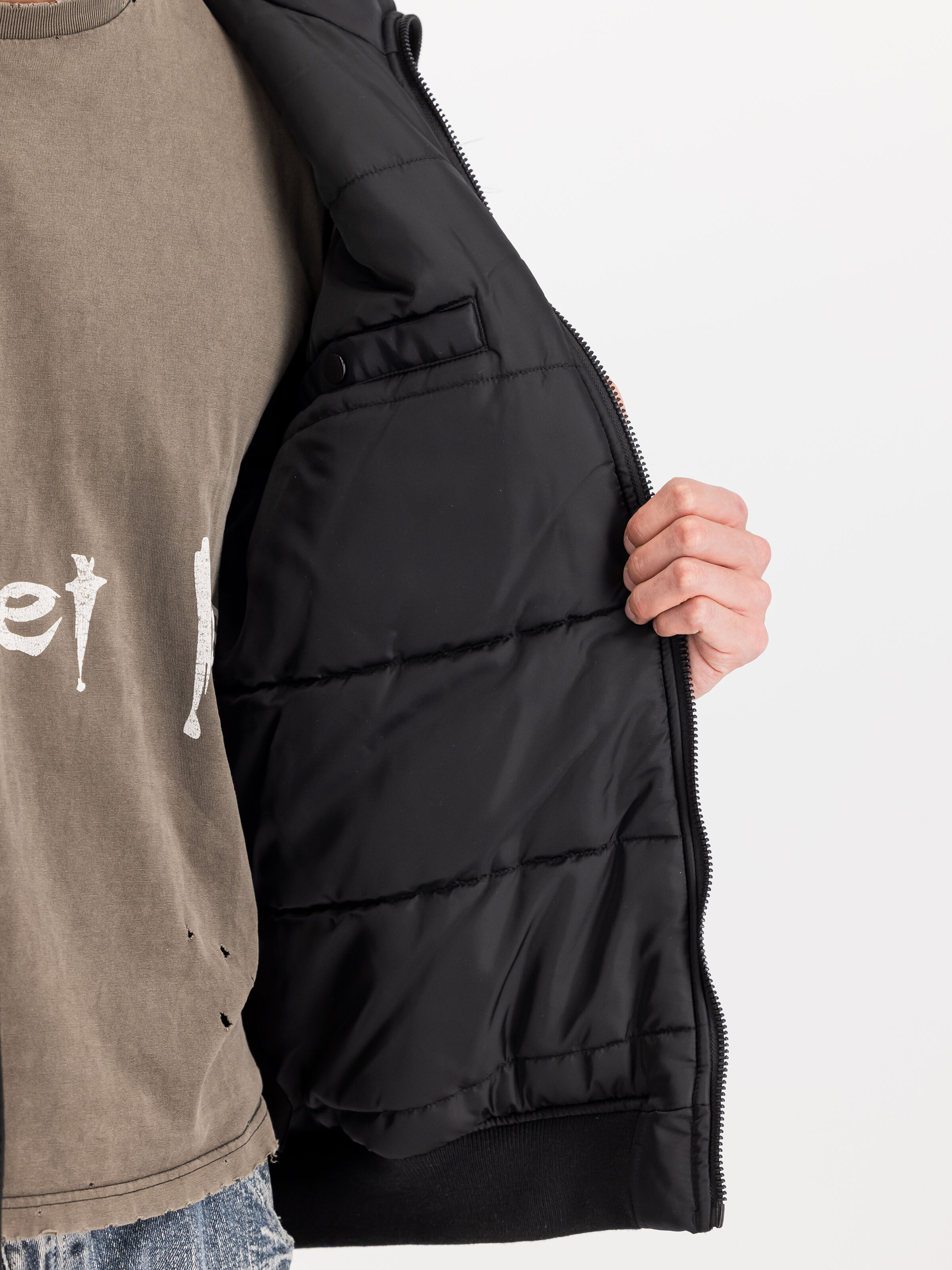 MA-1 Hooded Studio Winter Jacket black 258123_03_3_detail_00002_173178
