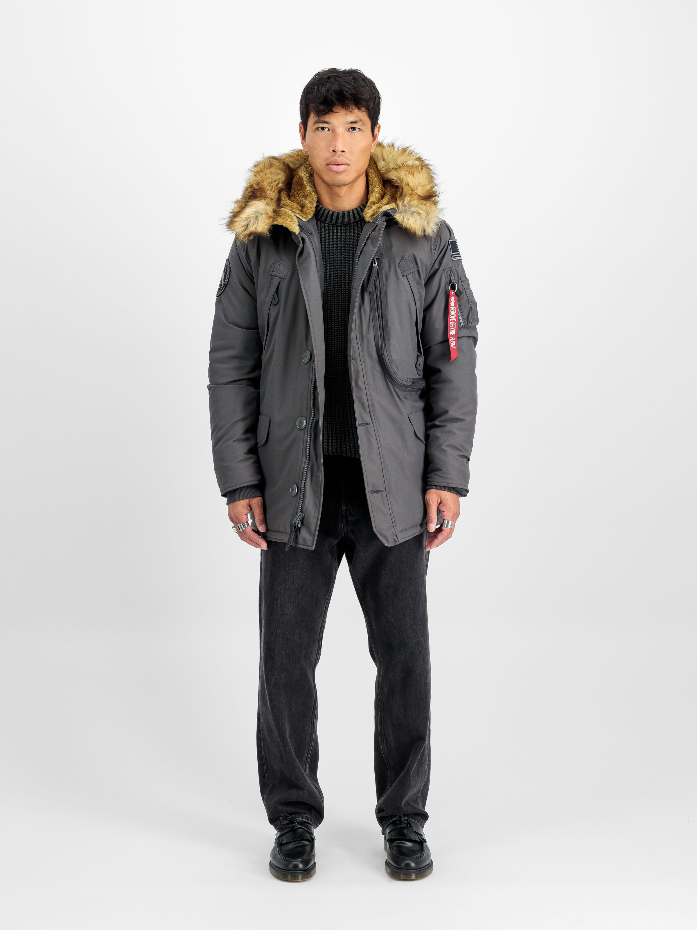 Polar Winter Jacket vintage grey 123144_684_2_model_00001_108467