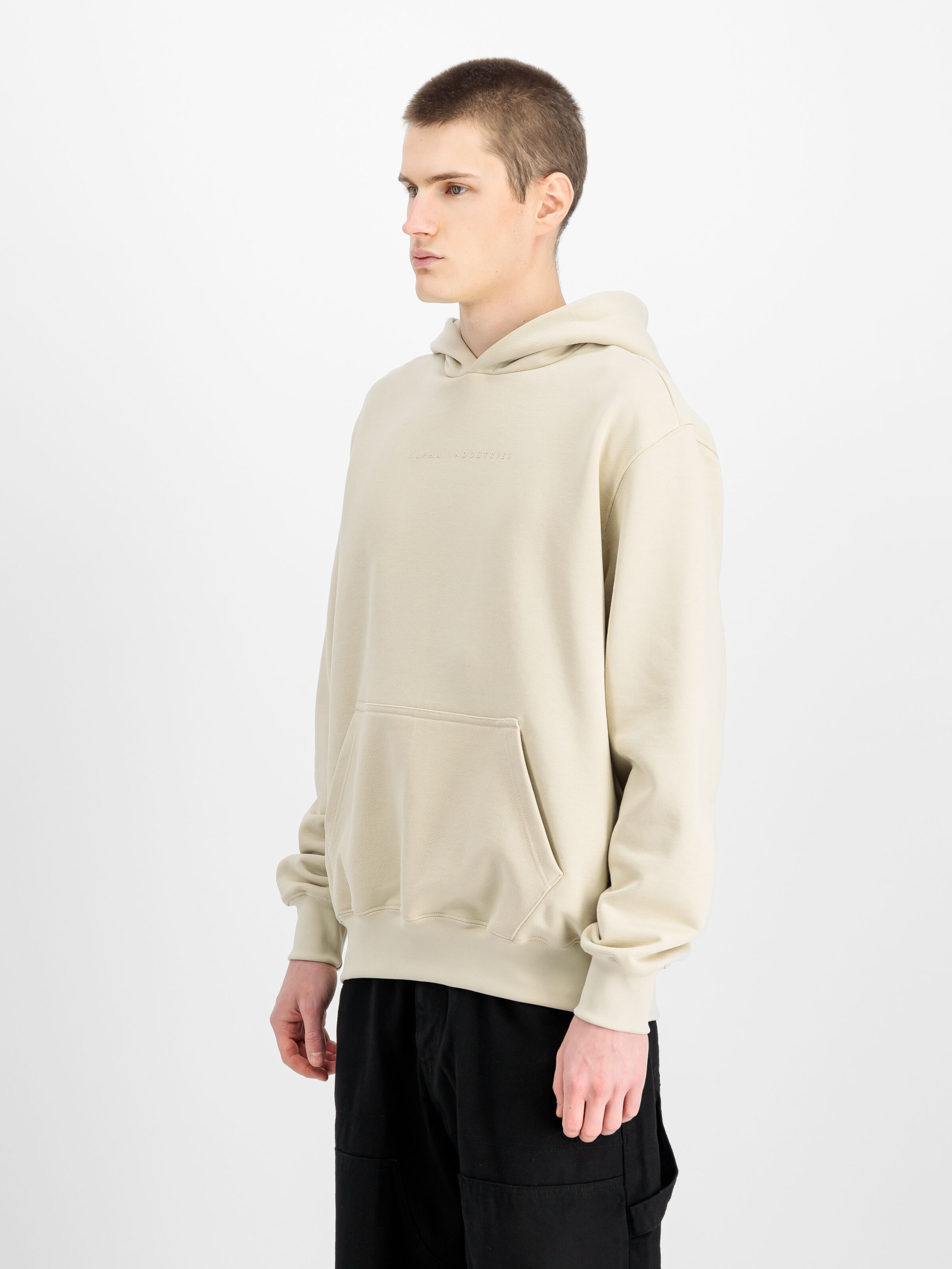 Base Hoodie vintage white 756330_300_2_model_00003_155183