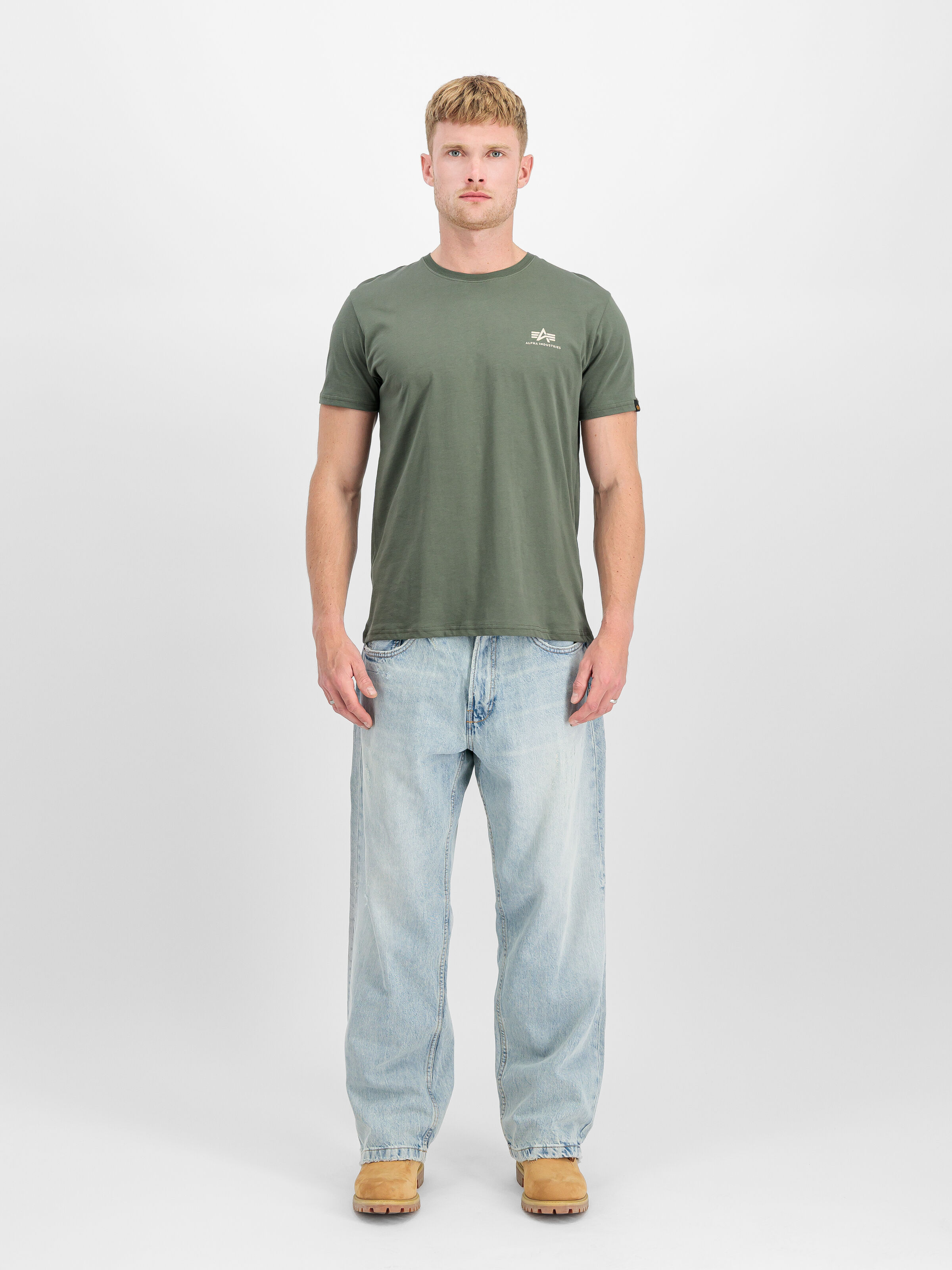 Basic Small Logo T-Shirt vintage green 188505_432_2_model_00001_192125