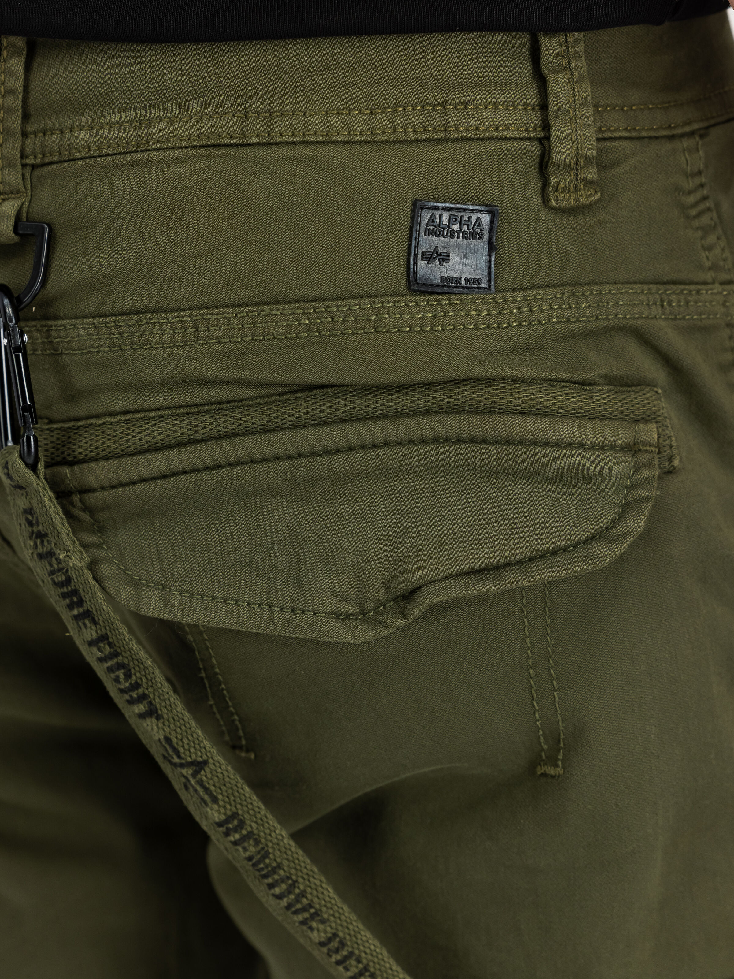 Utility Pant dark olive 128202_142_3_detail_00002_191006
