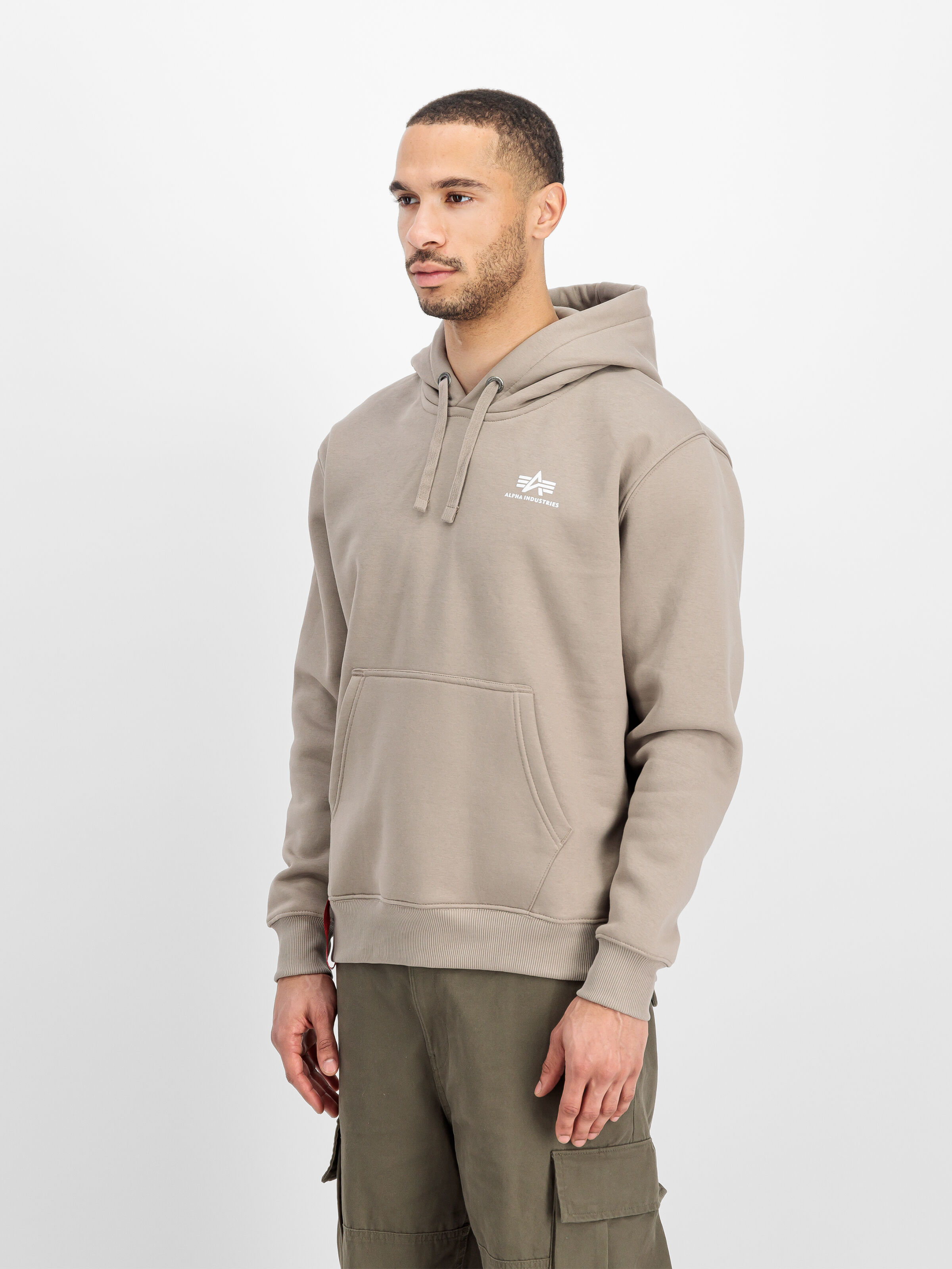 Basic Small Logo Hoodie vintage sand 196318_679_2_model_00003_125389