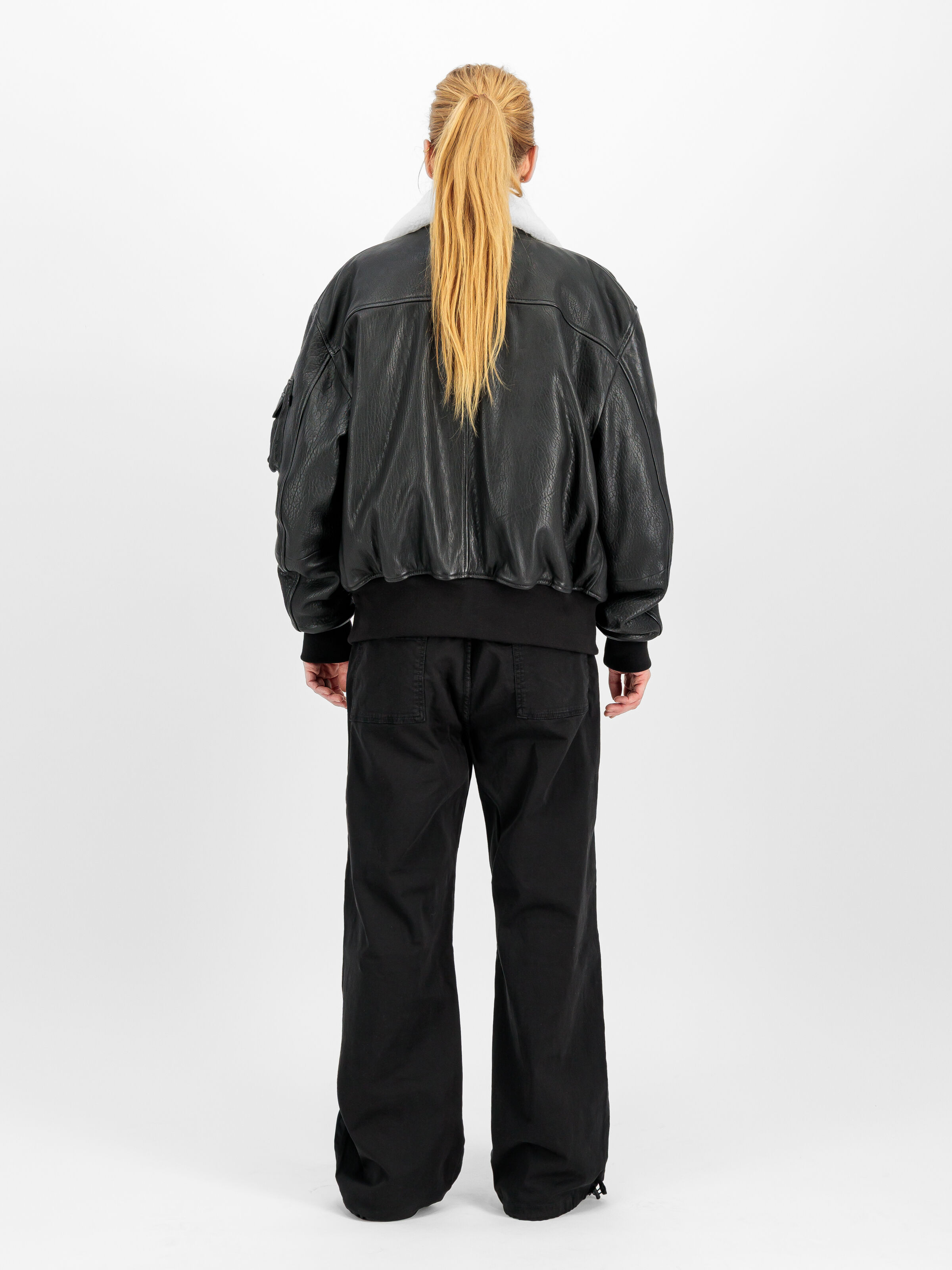 B-15 Leather UV Bomber Jacket black 768004_03_2_model_00005_245454
