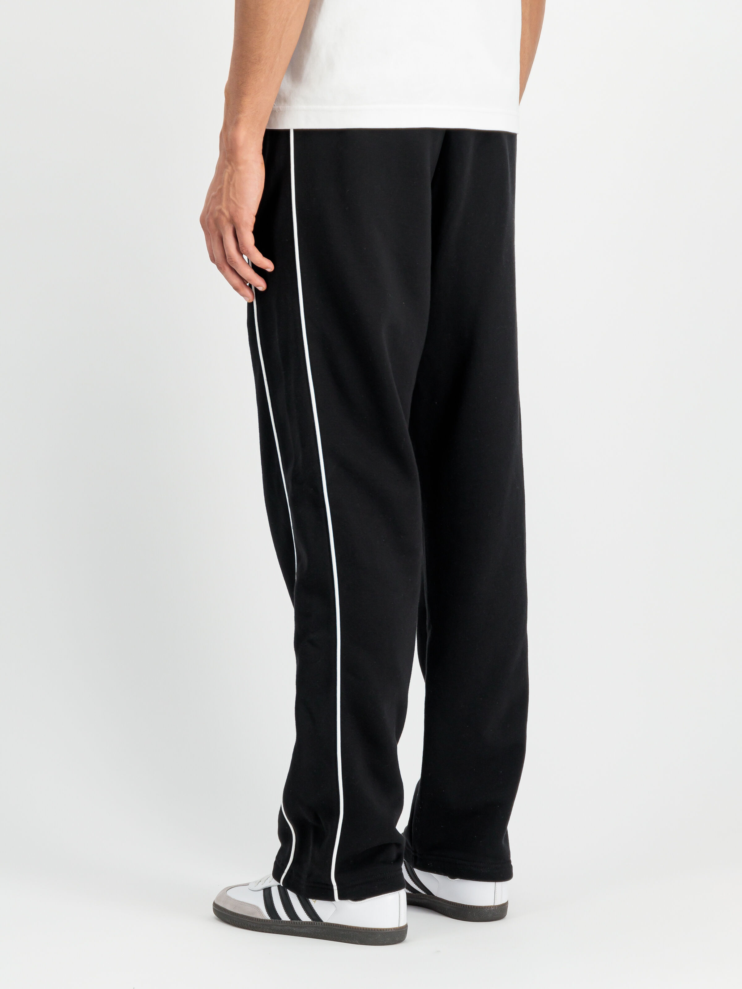Logo Jogger black 156372_03_2_model_00003_152232