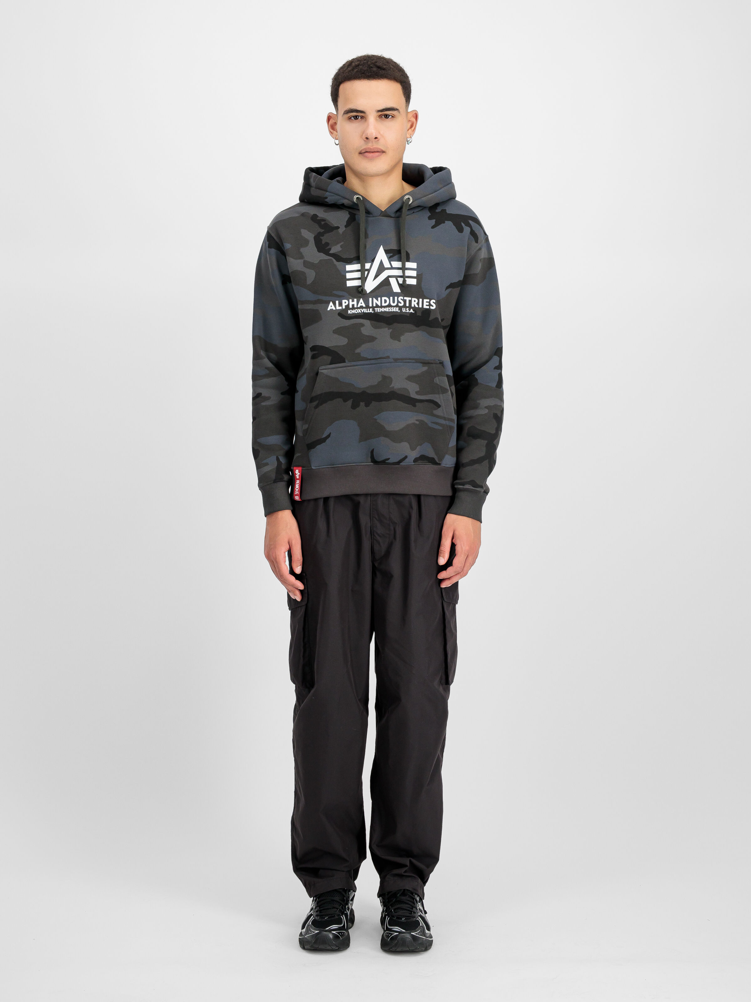 Basic Big Logo Camo Hoodie black camo 178312C_125_2_model_00001_183945