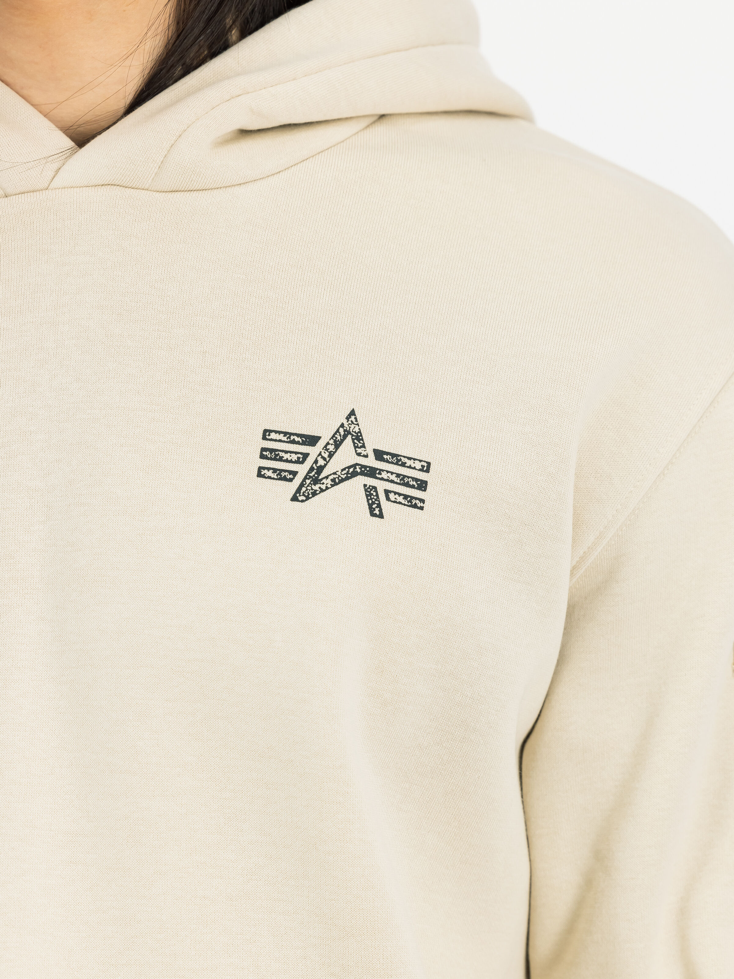 Signature Backprint Hoodie vintage white 148341_300_3_detail_00001_148562