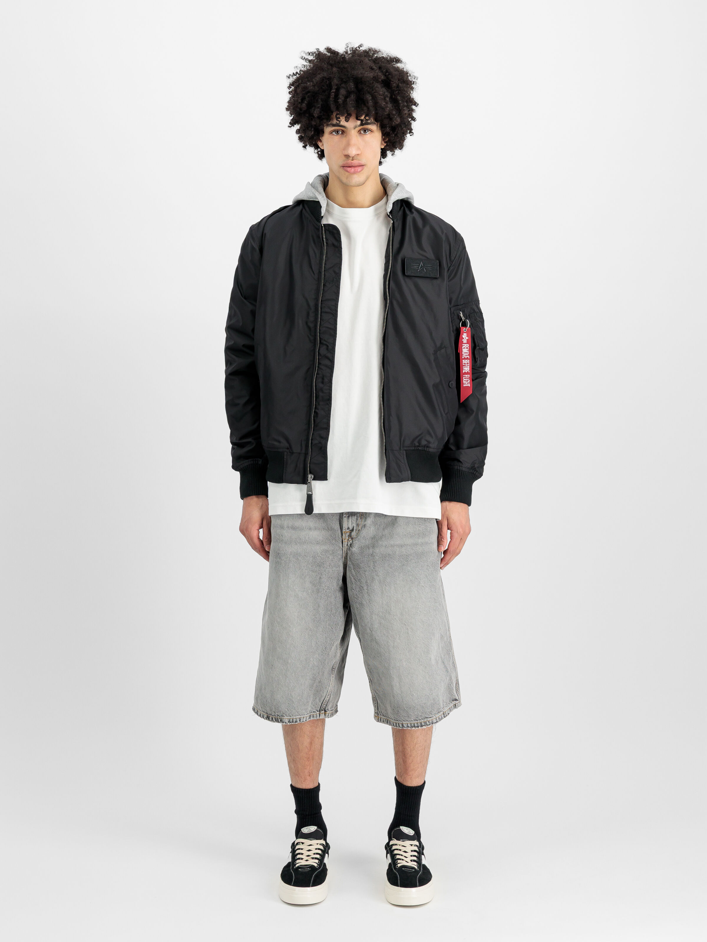 MA-1 TT Hood Light Bomber Jacket black 196108_03_2_model_00001_155605