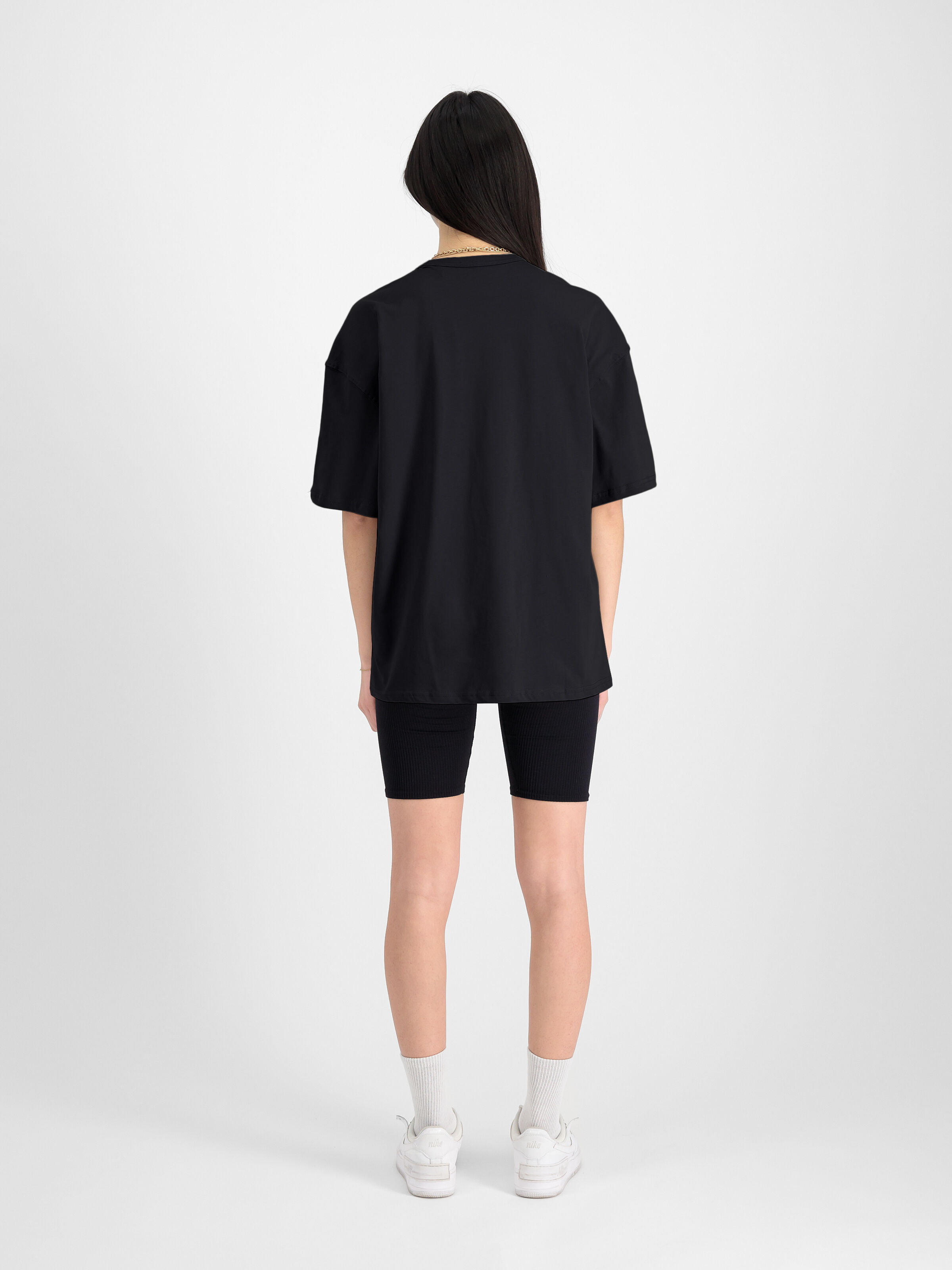 Alpha Essentials Rubber Logo T-Shirt Women black 146061_03_2_model_00002_98357