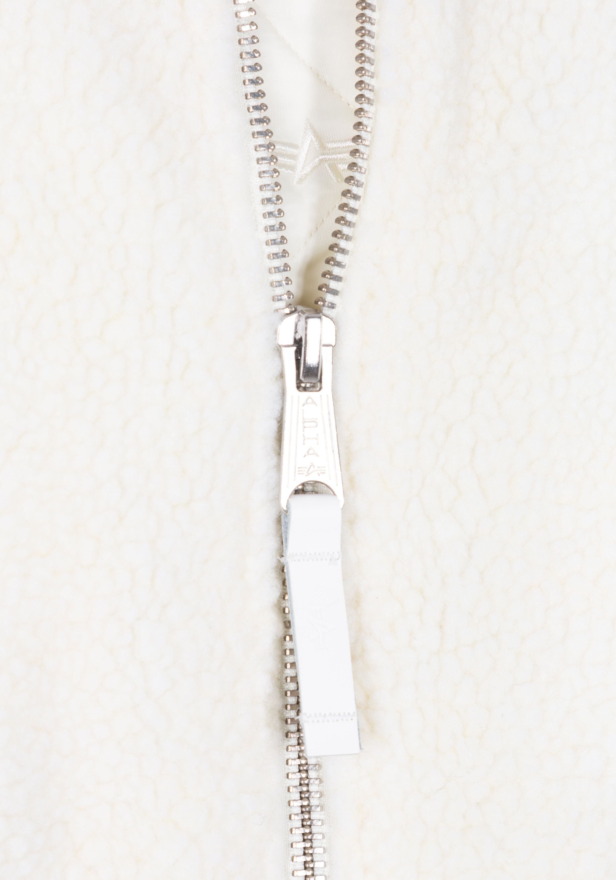 CWU Zip Hoodie Teddy Bomber Jacket off white 118120_16_alpha_industries_cwu_zip_hoody_teddy_008_124342