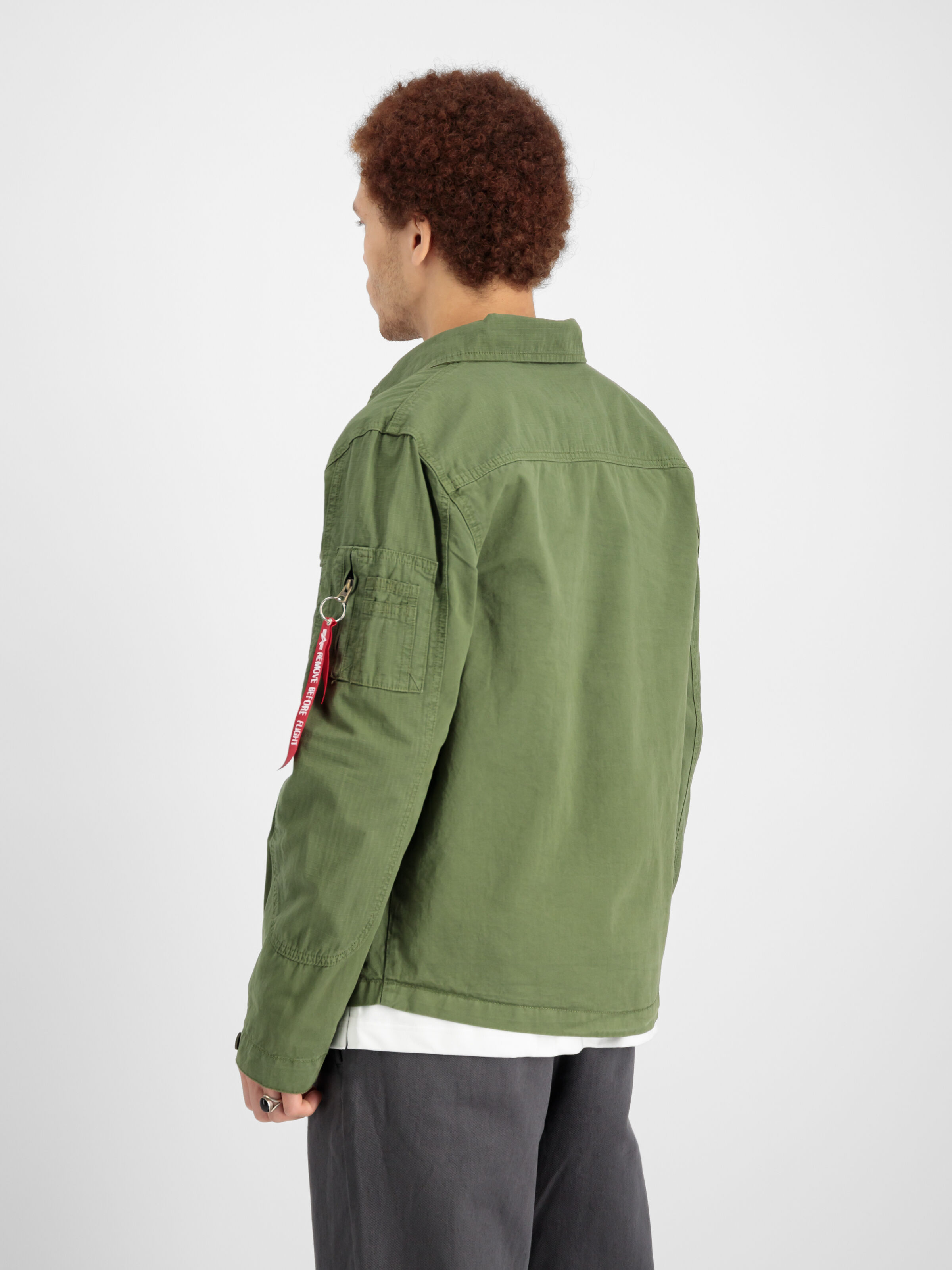 Color Block Overshirt dark olive 146110_142_2_model_00004_149387