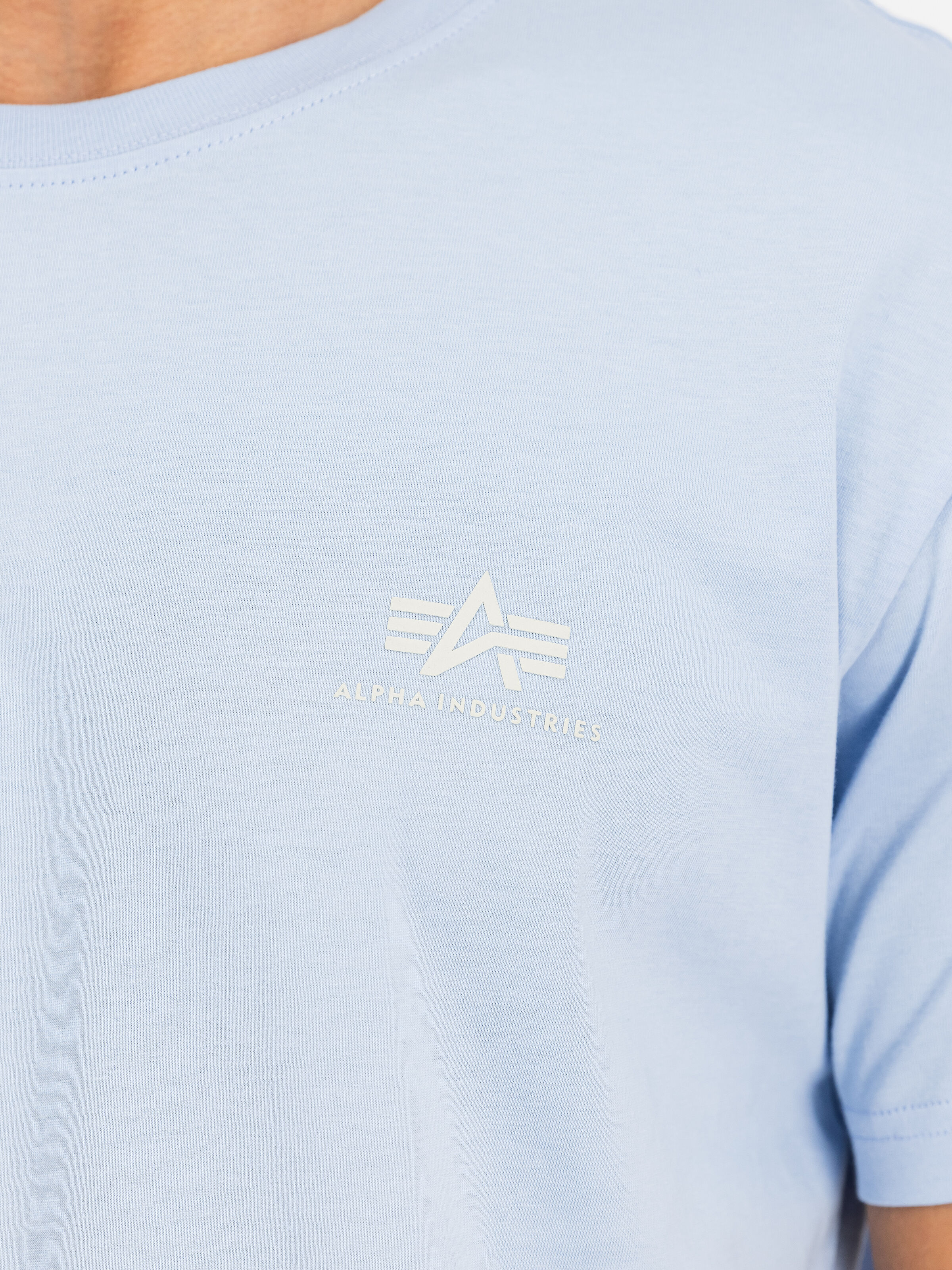 Basic Small Logo T-Shirt artic blue 188505_40_3_detail_00001_196418