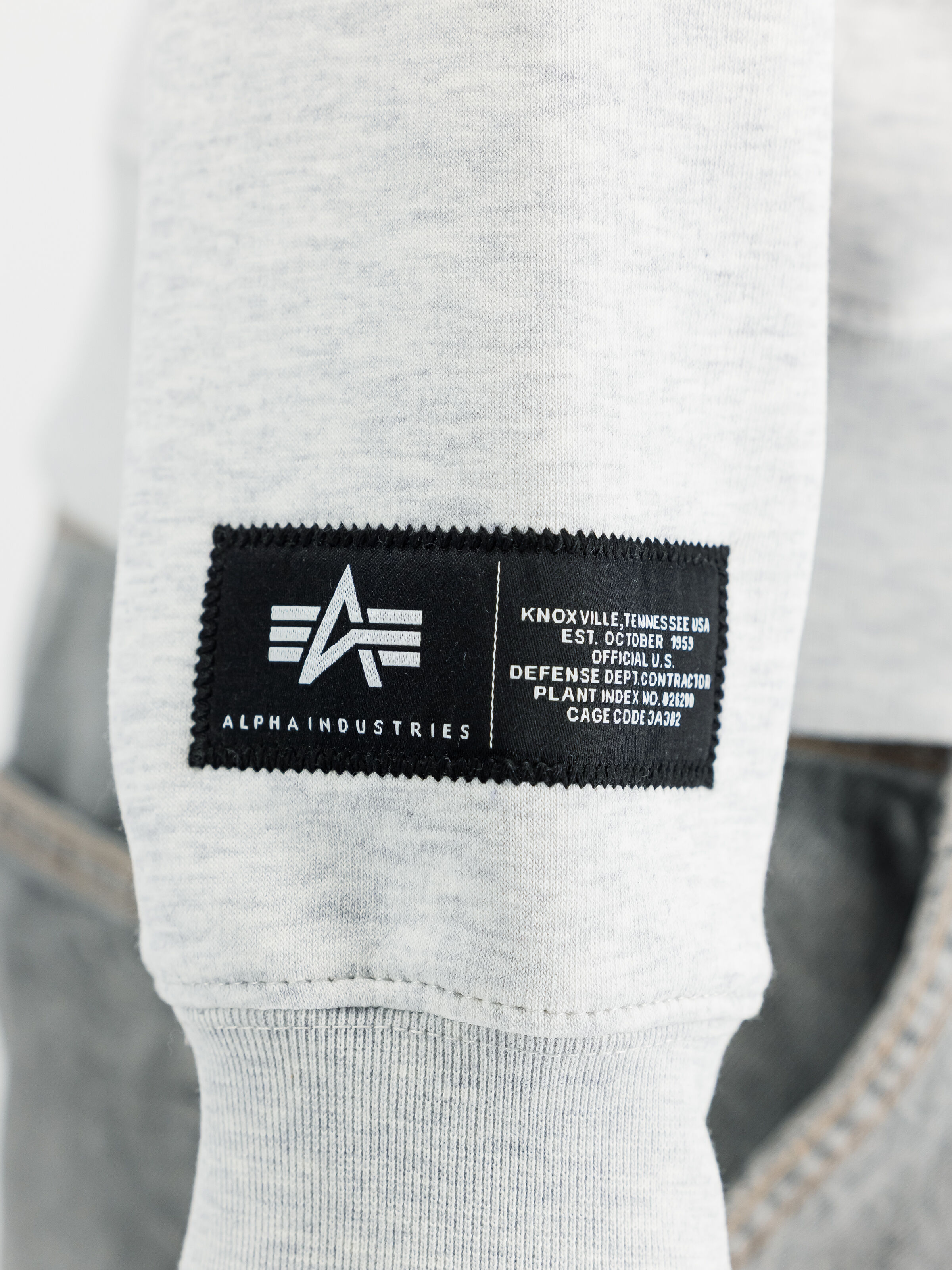 Label Backprint Hoodie pastel grey melange 258333_752_3_detail_00001_183449