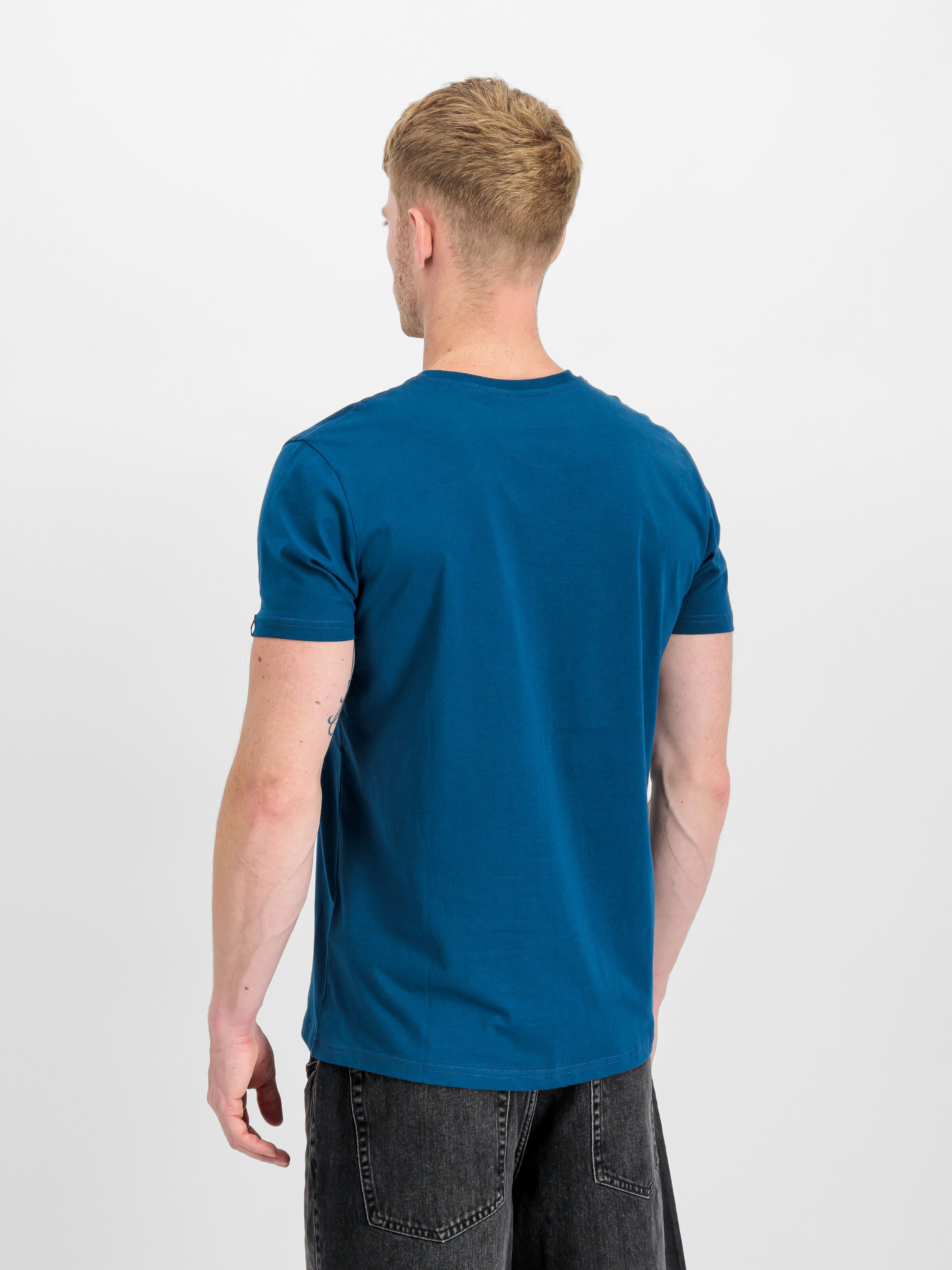 Basic Mid Logo T-Shirt naval blue 118533_579_2_model_00003_190899