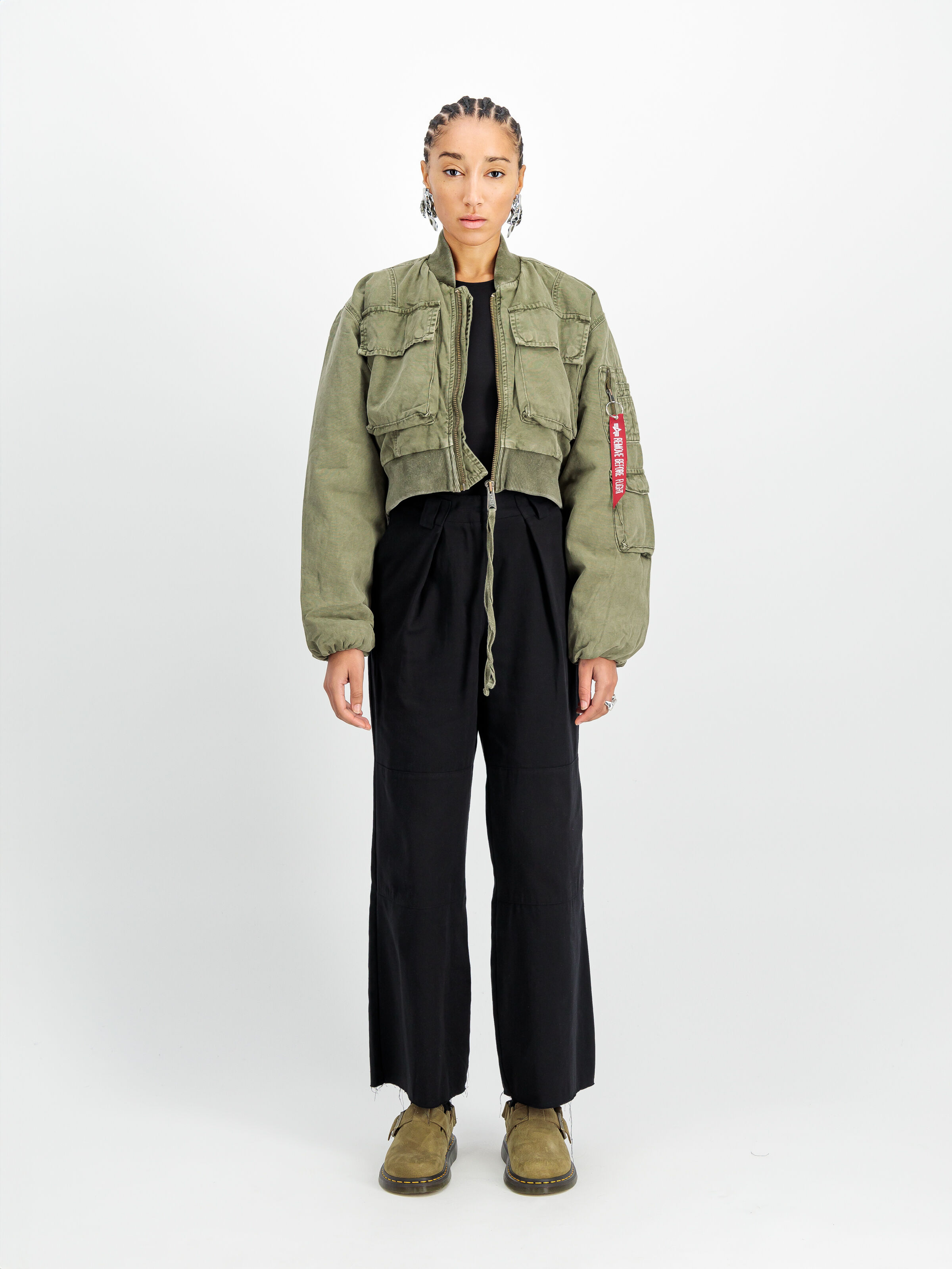 Multipocket Flight Jacket Women olive 148008_11_2_model_00001_117214