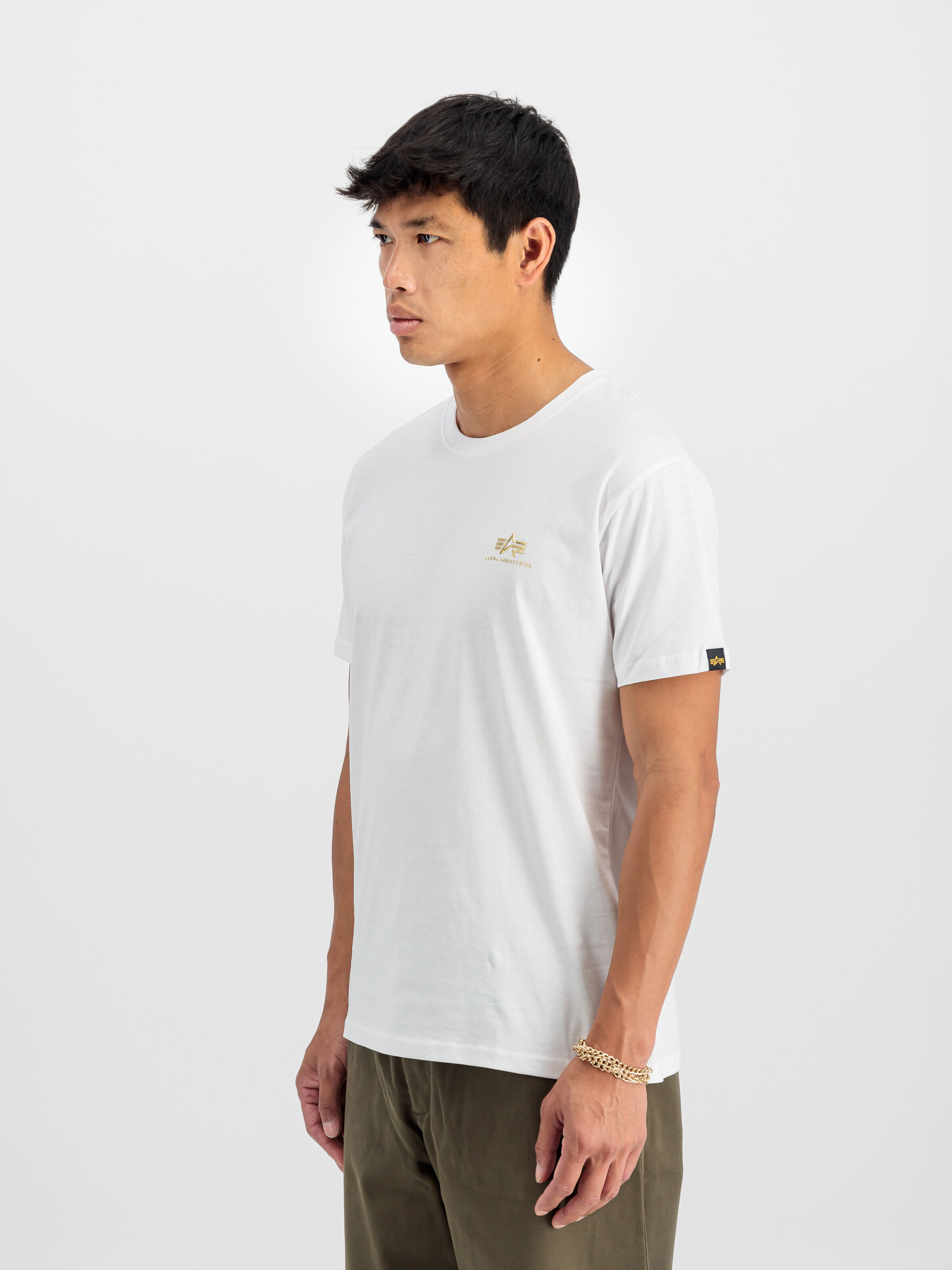 Basic Small Logo TPU T-Shirt white/gold 148526_438_2_model_00003_108997
