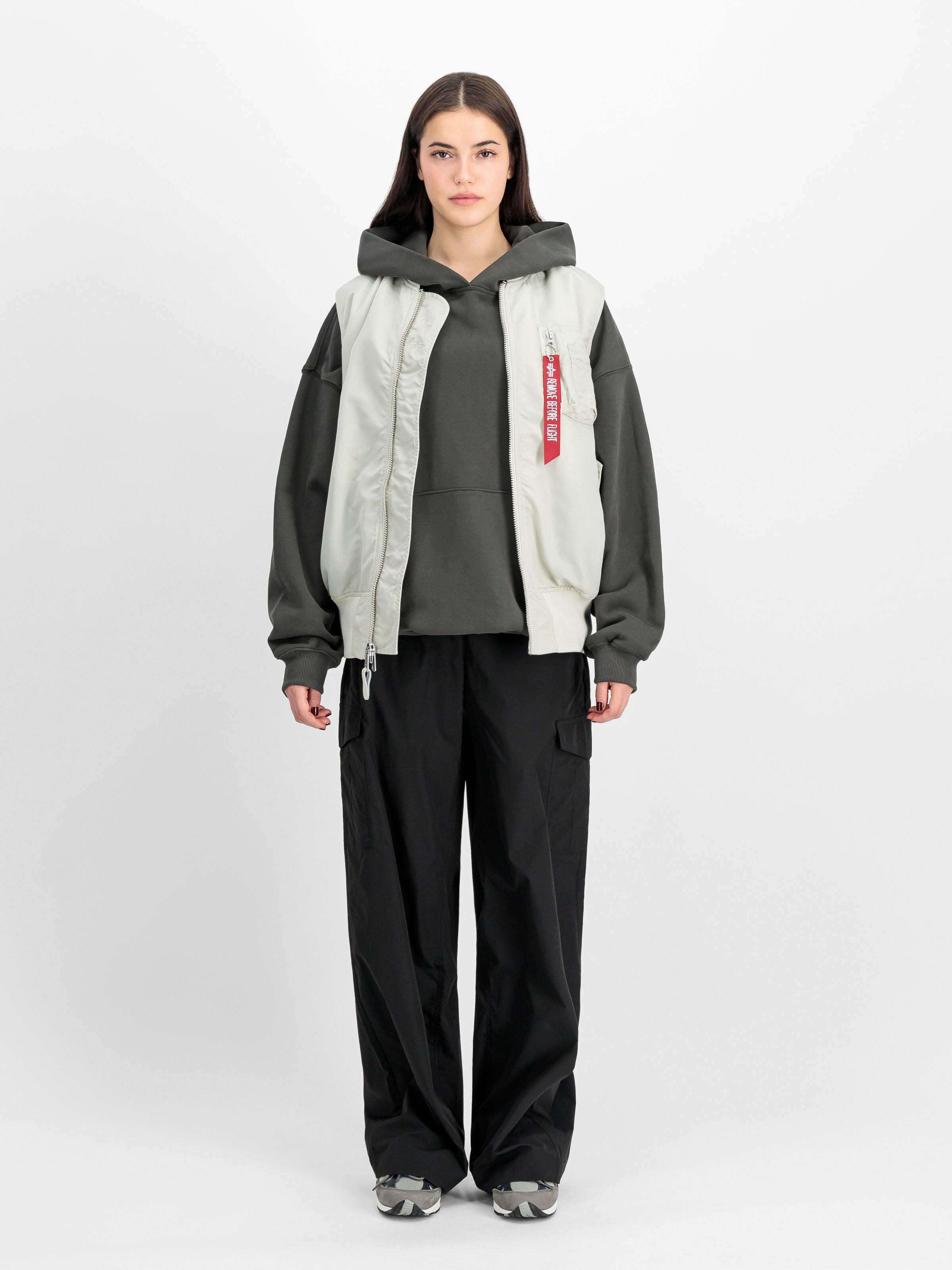 MA-1 Vintage Vest stone 156146_10_2_model_00005_213302