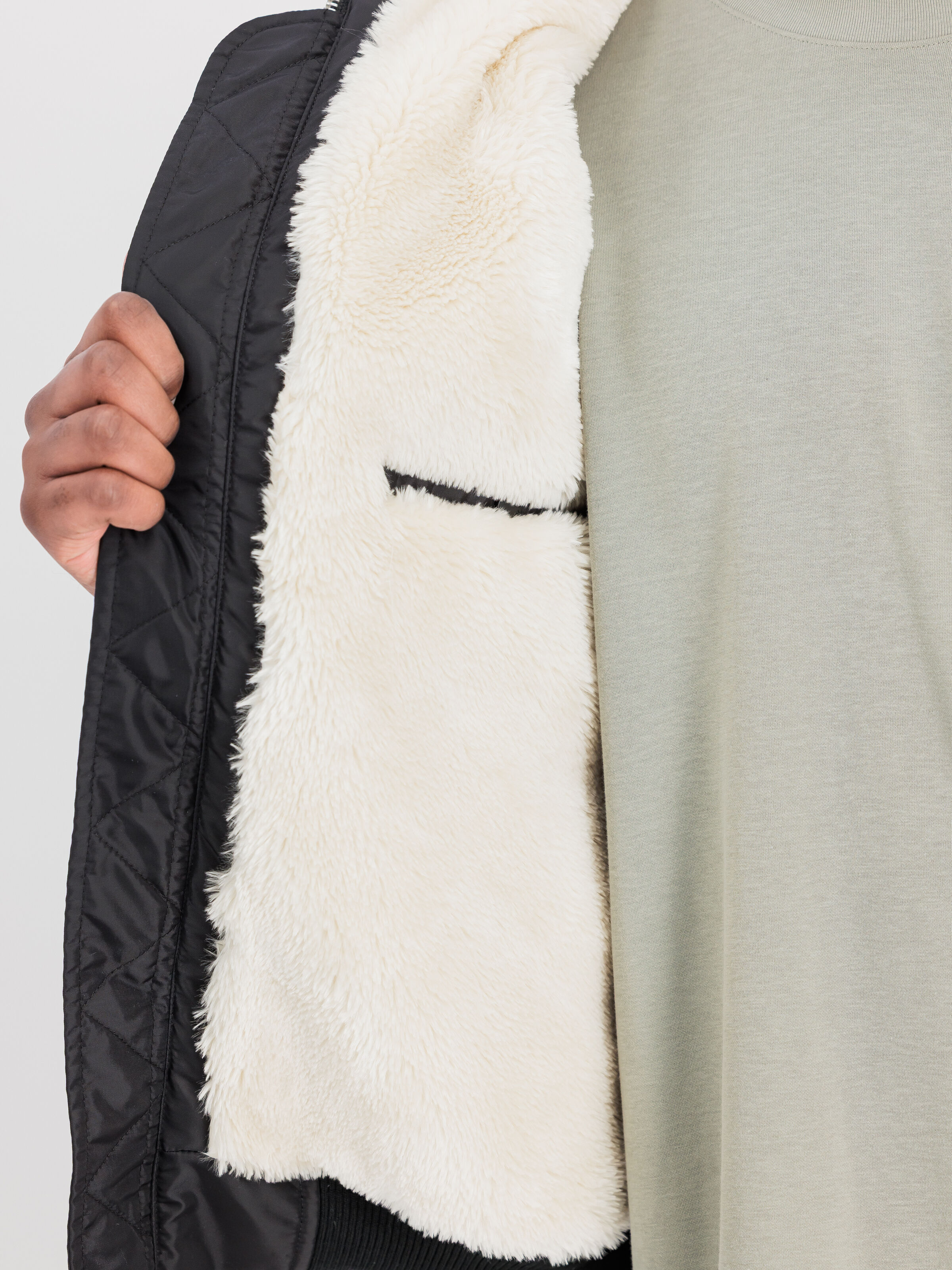 B-15 III TT Two Tone Bomber Jacket black/beige 198122_461_3_detail_00001_226886