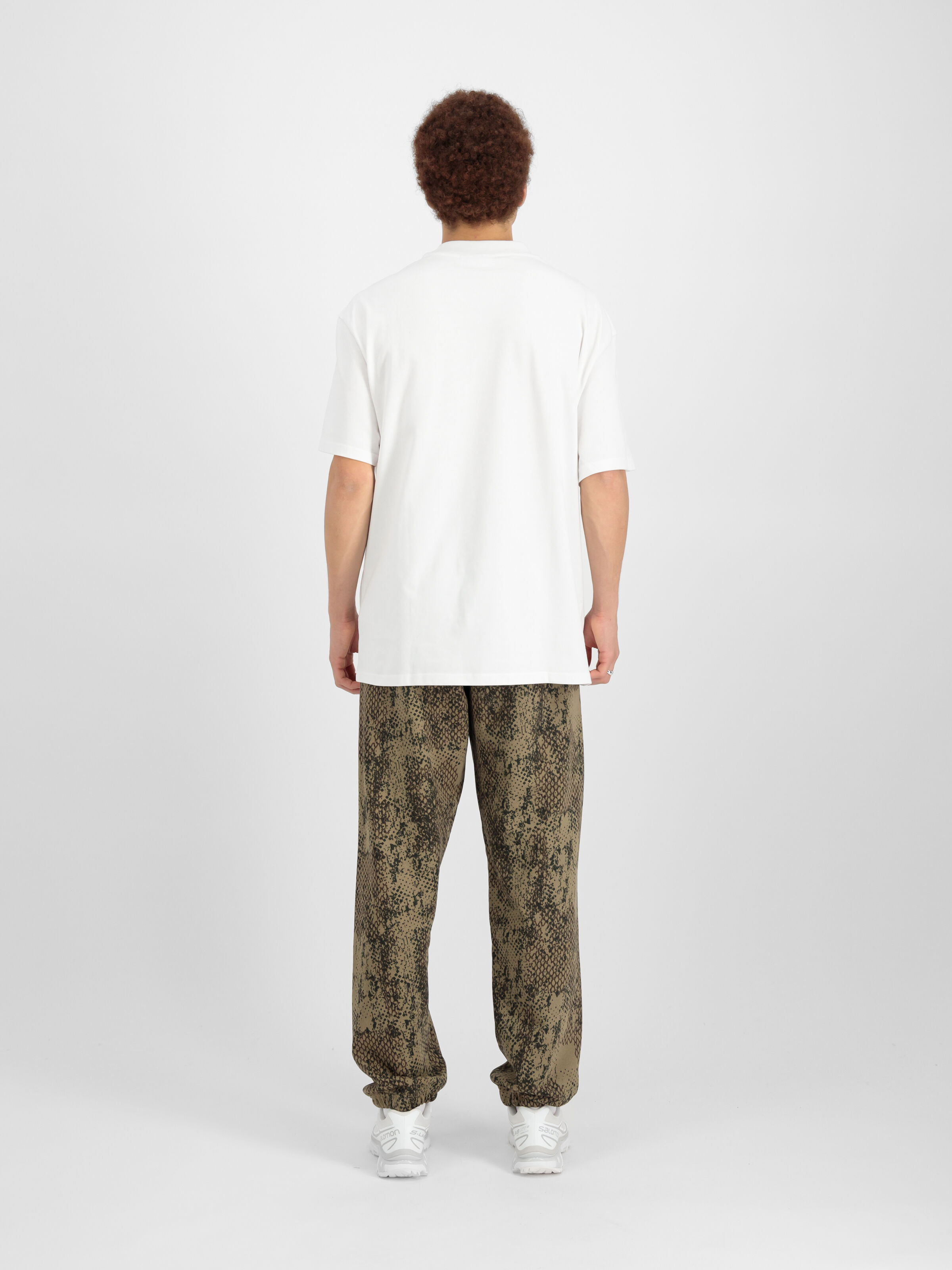 Alpha Essentials Rubber Logo Camo Jogger lizard camo 146364C_718_2_model_00002_133918