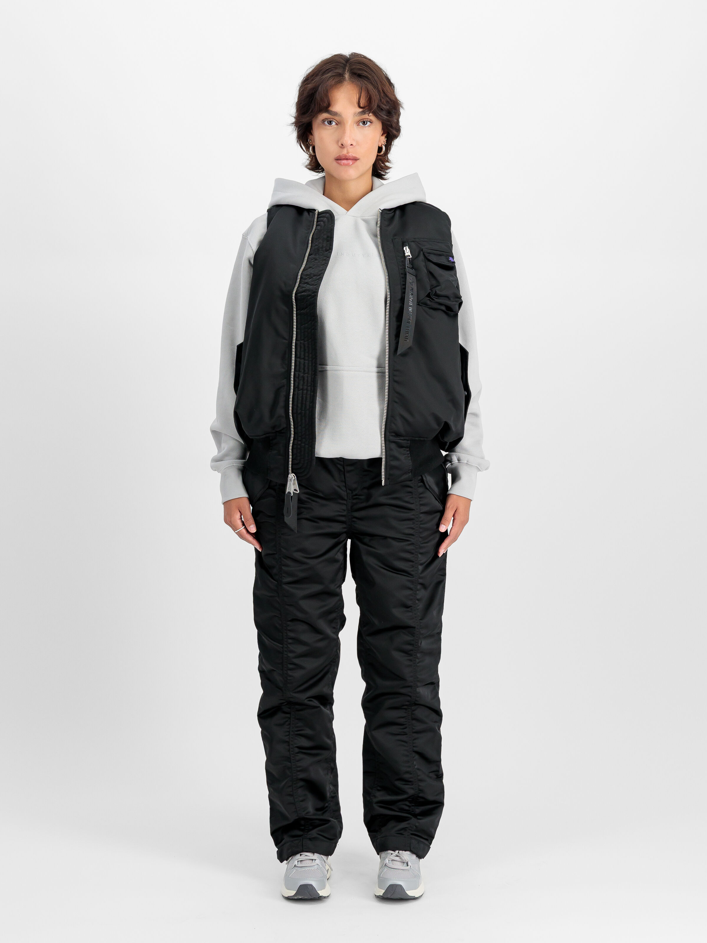 MA-1 Base Vest black 758102_03_2_model_00001_2_195626
