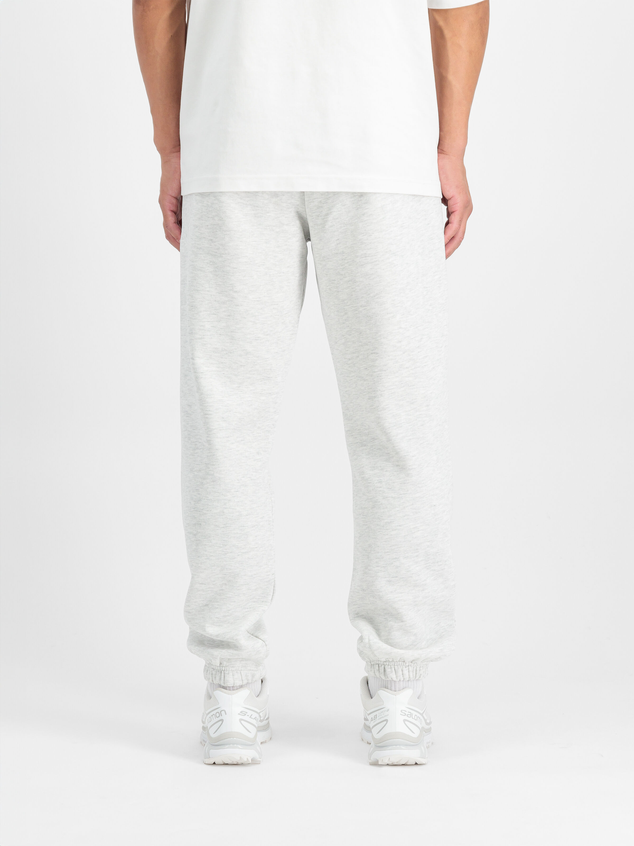 Basic Small Logo II Jogger pastel grey melange 156370_752_2_model_00005_118115