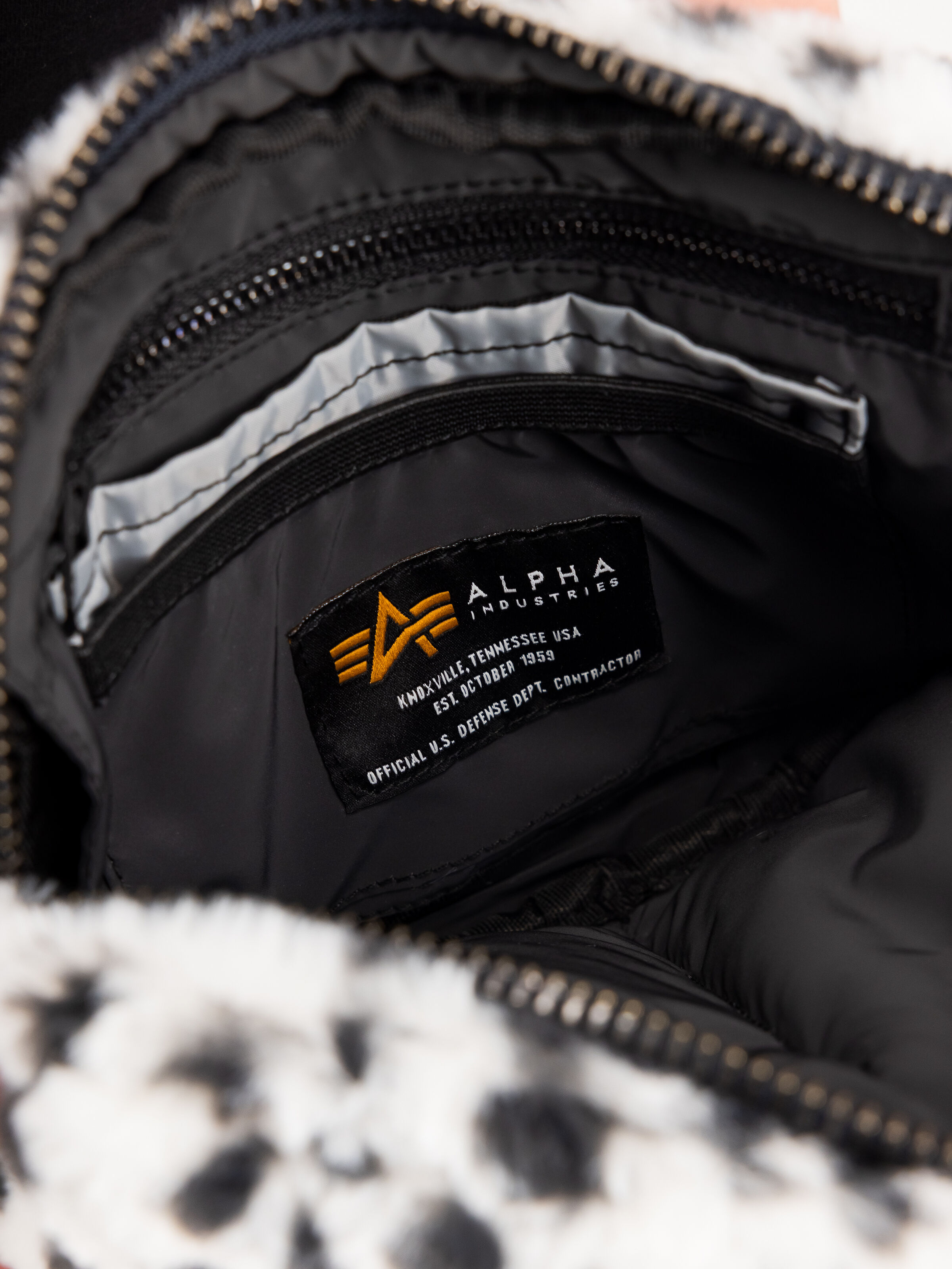 ALPHA x ICE CREAM Faux Fur Messengar Bag black/white 268970_95_3_detail_00003_244869