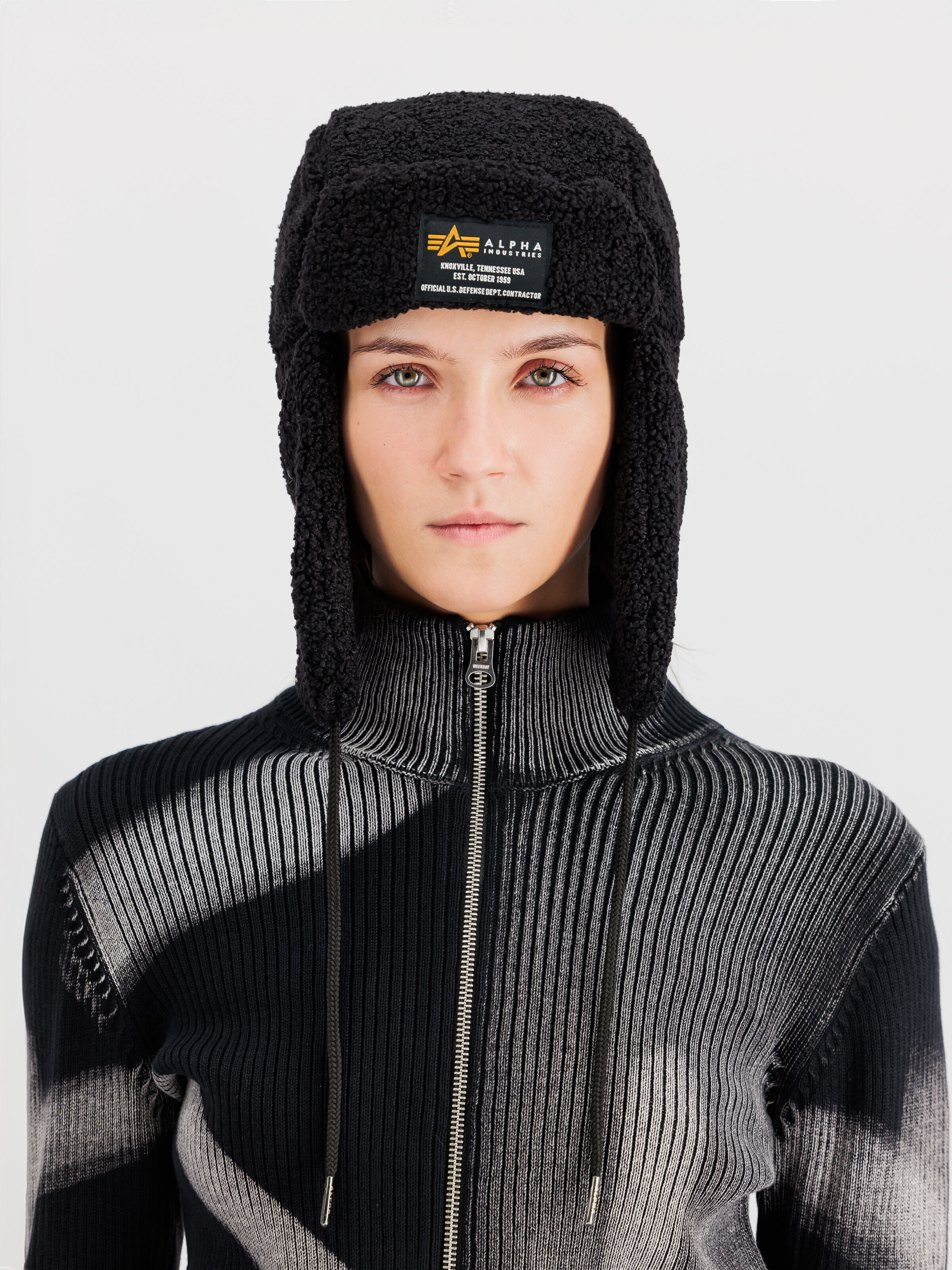 Alpha Teddy Hat black 108903_03_2_model_00001_119728