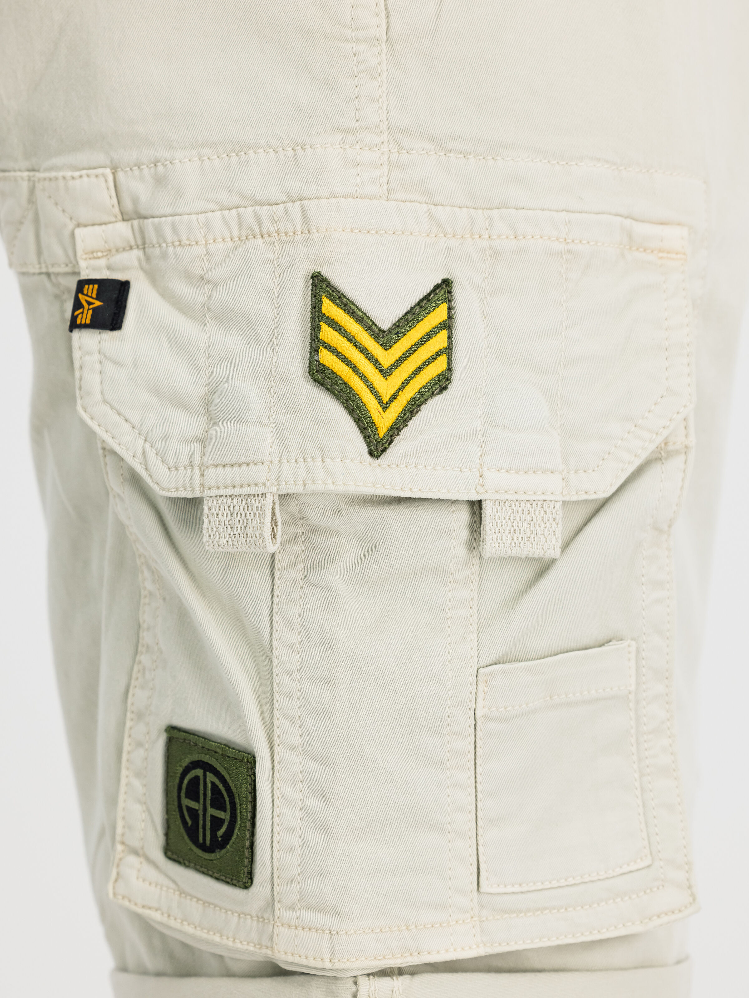 Crew Patch Short stone 186209_10_3_detail_00002_209737