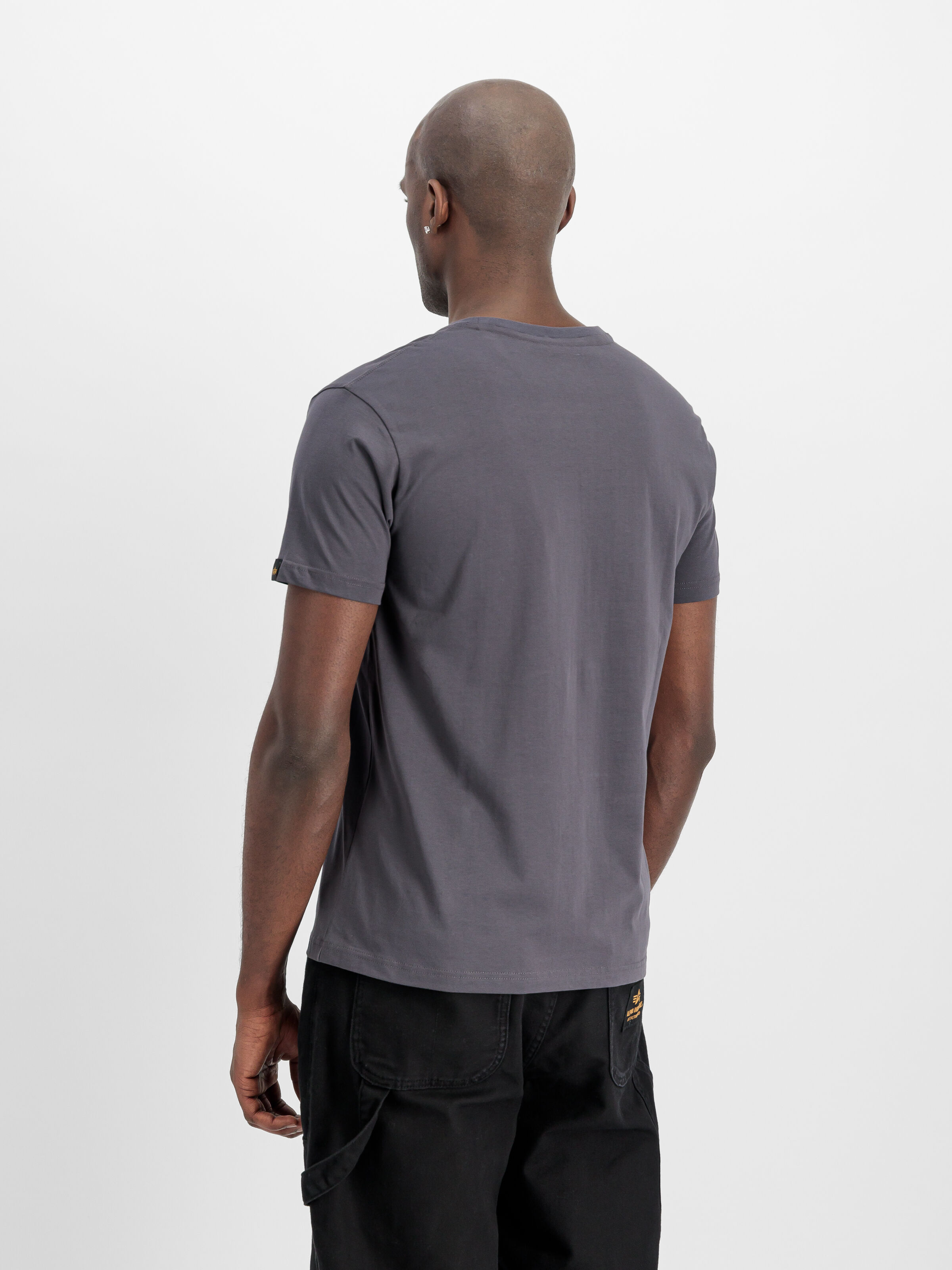 Satin Logo T-Shirt vintage grey 148513_684_2_model_00003_160454