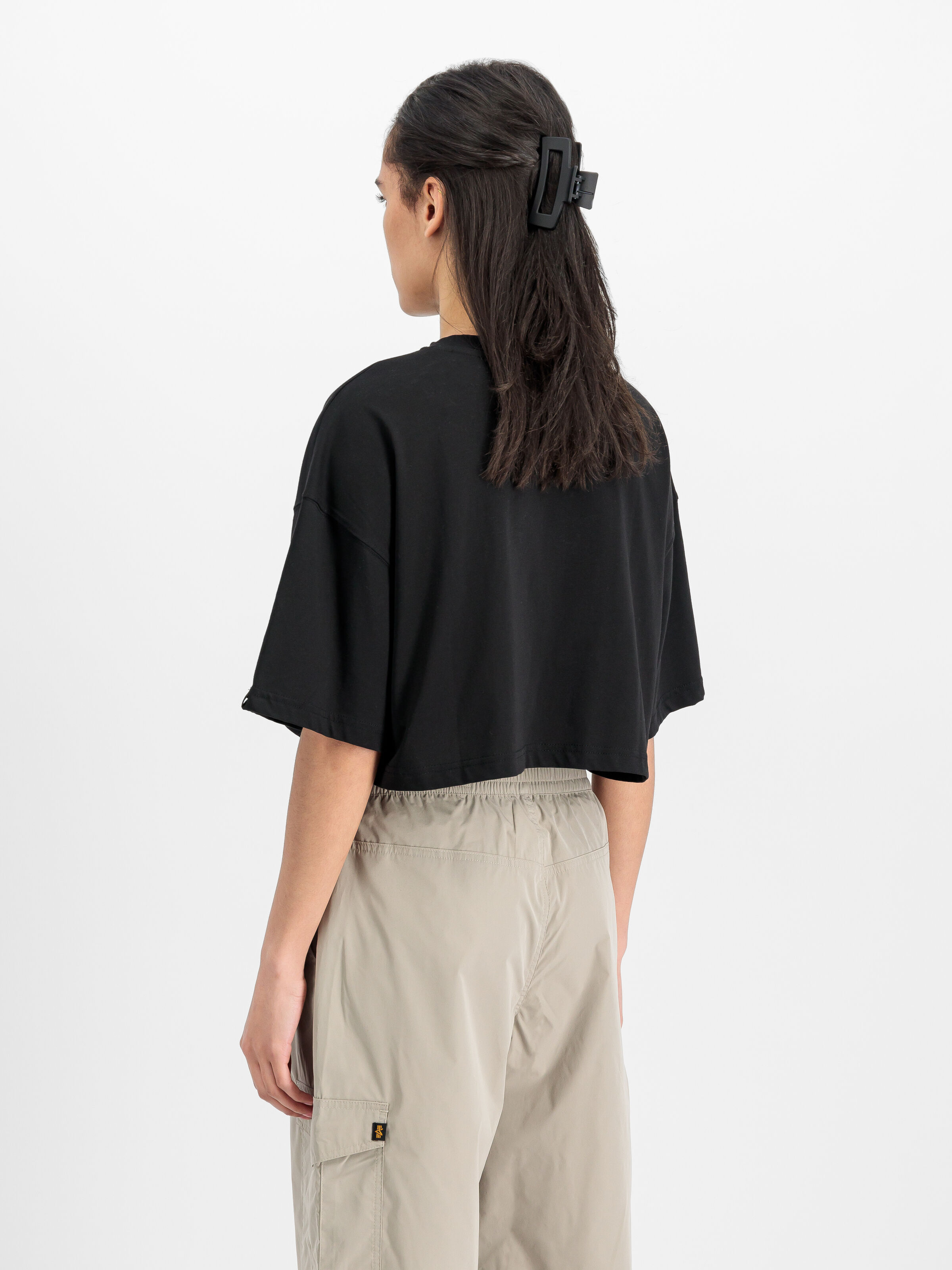 Basic Small Logo Cropped PP T-Shirt Women black 258062_03_2_model_00003_165369