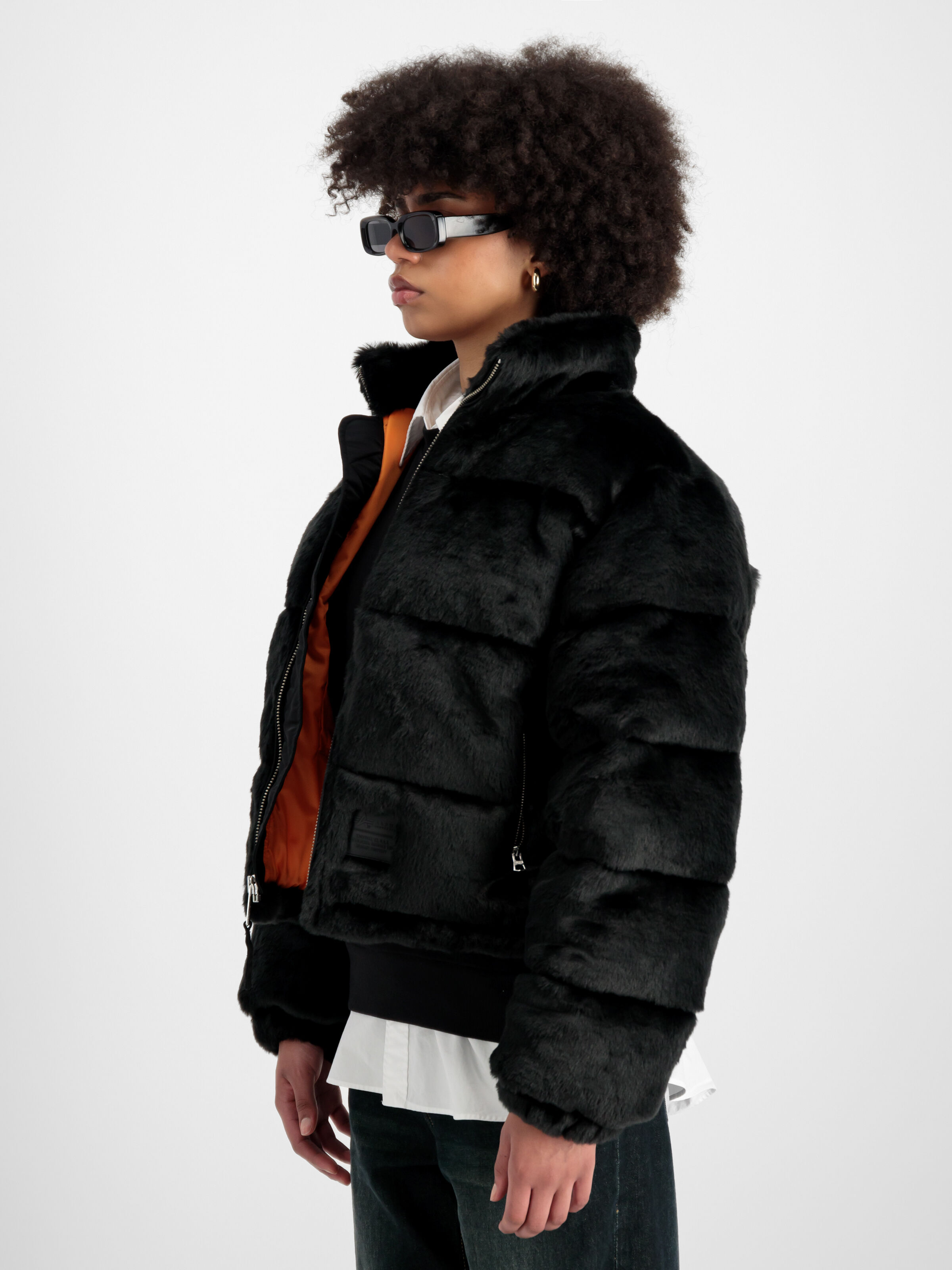 Fur Puffer Winter Jacket Women black 148002_03_2_model_00003_99538