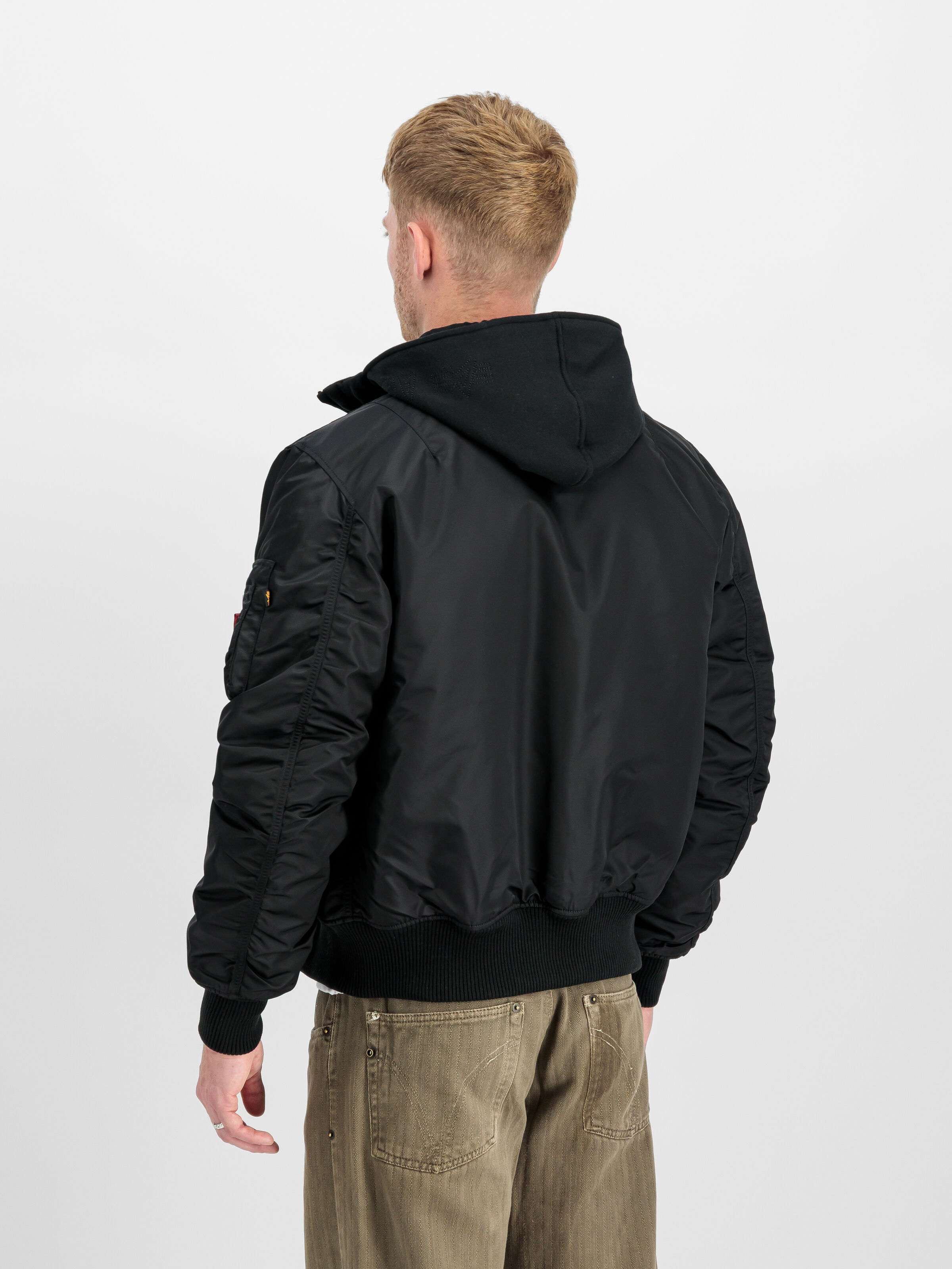 MA-1 D-Tec Hood Bomber Jacket black/black 183110_515_2_model_00003_191731