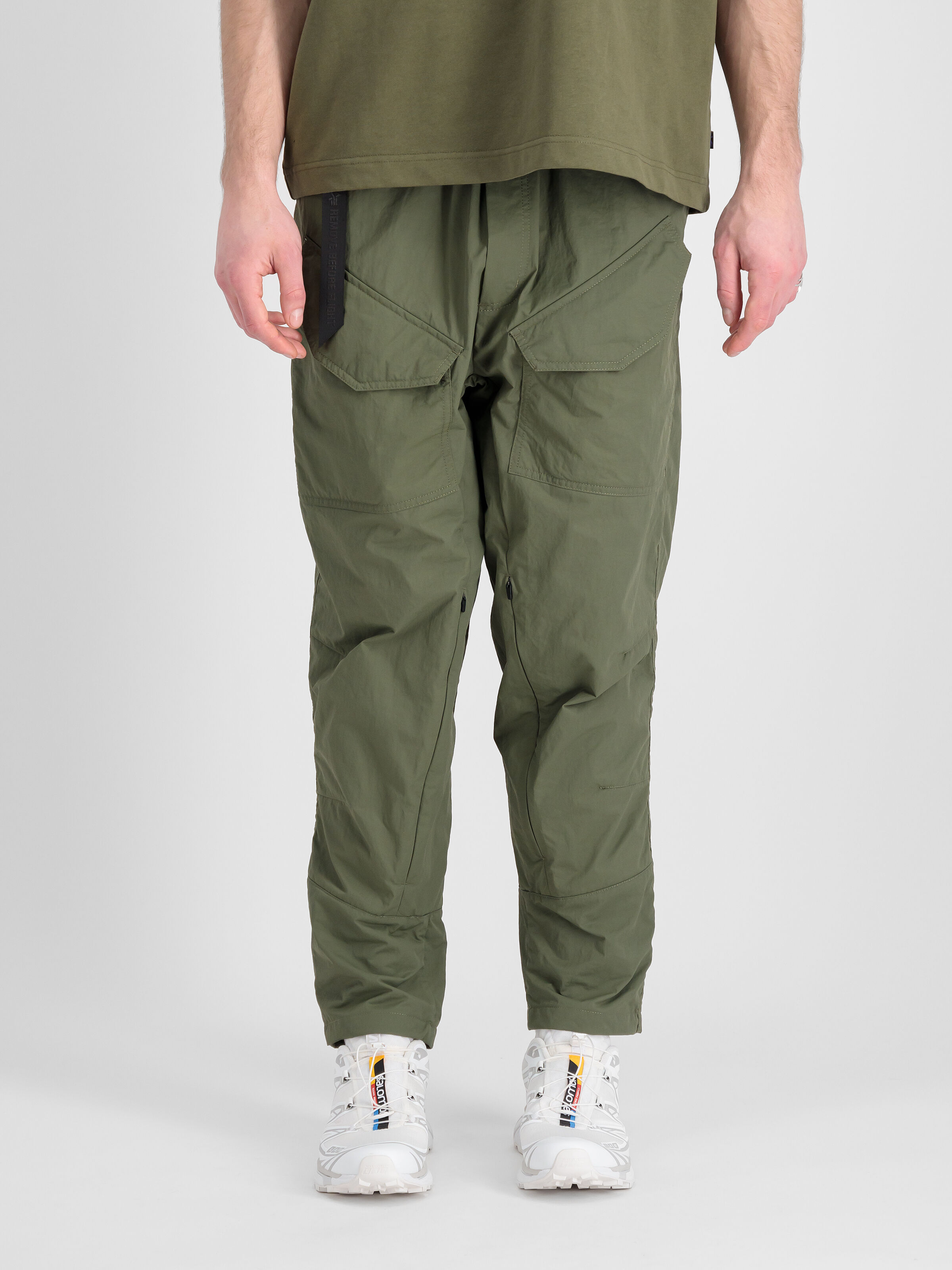 Utility UV Pant sage-green 146206UV_01_2_model_00003_102913.jpg