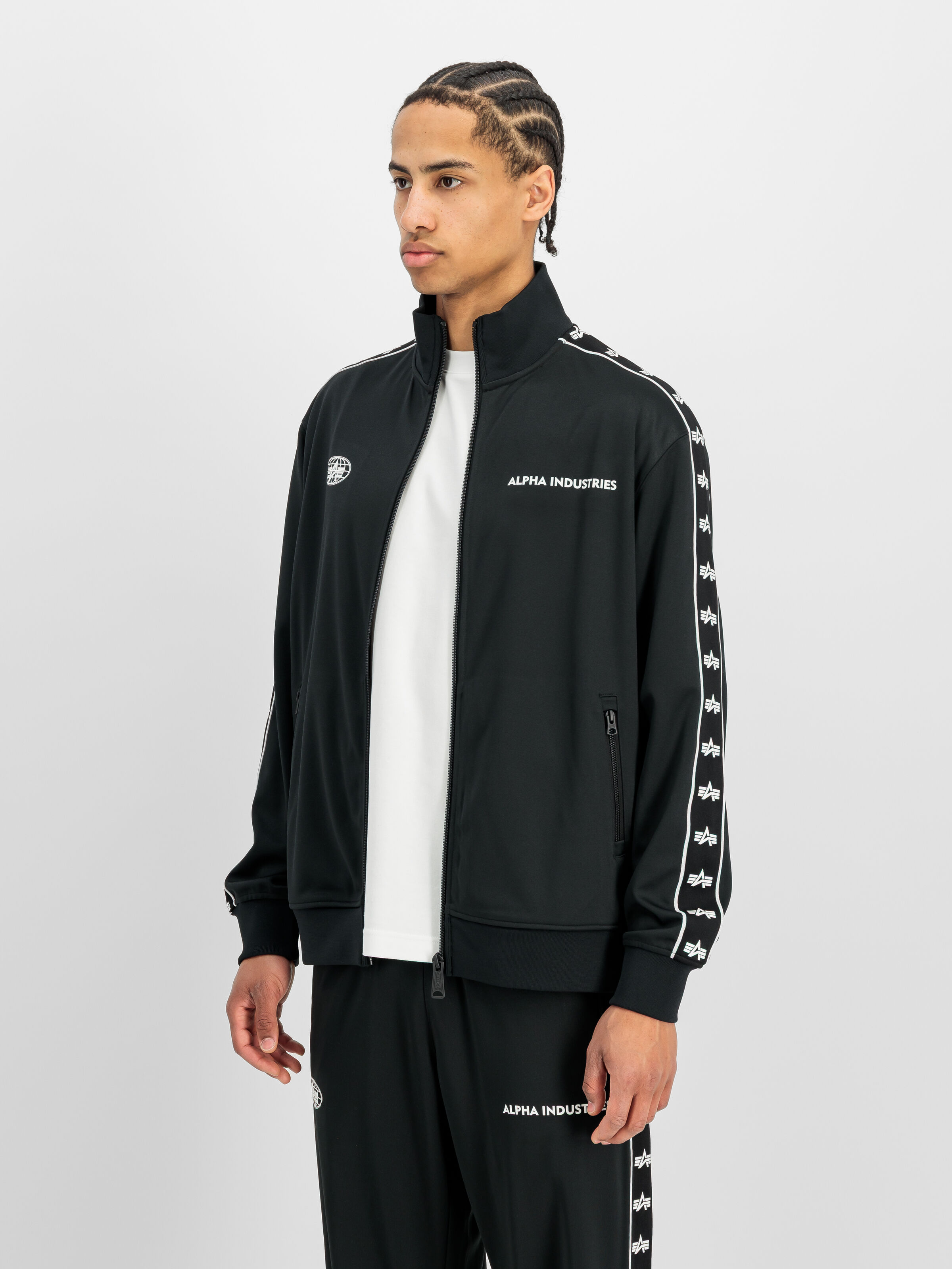Track Tricot Outdoor Jacket black 268159_03_2_model_00002_236048