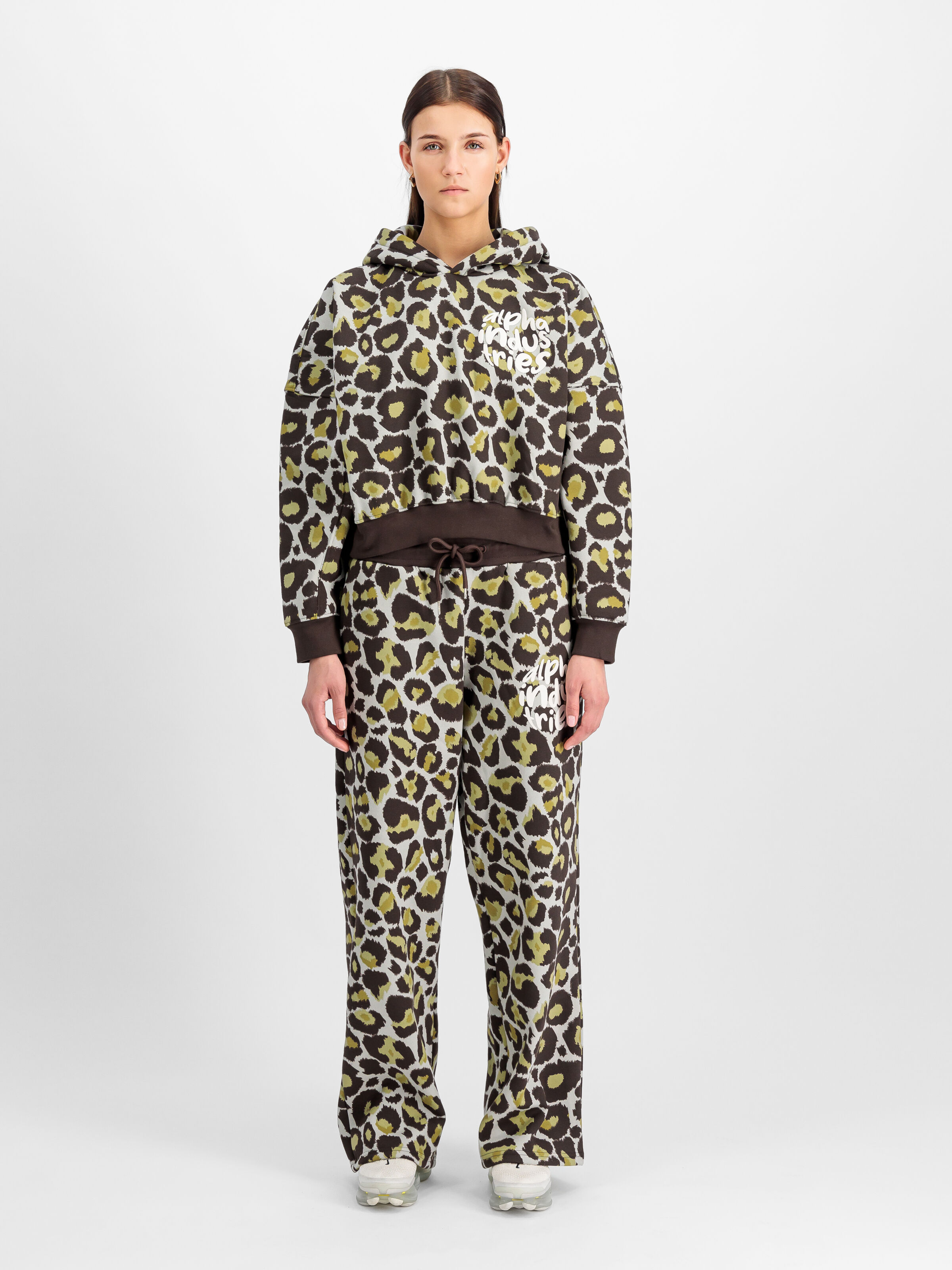 Logo Camo Hoodie Women olive leo camo 148040C_732_2_model_00001_103608