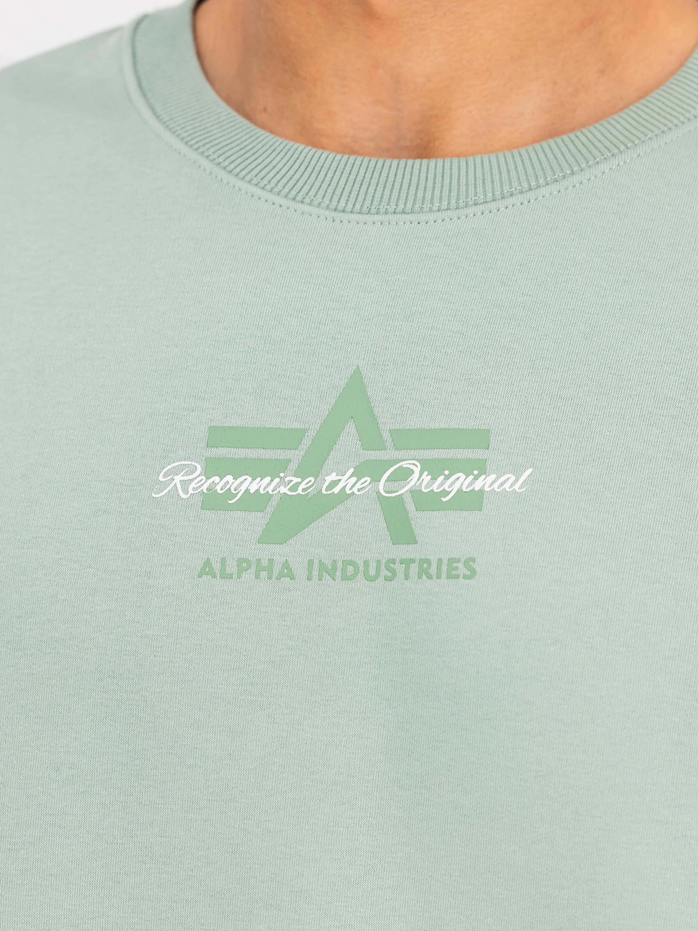 Foam Mid Logo Sweatshirt frost green 266305_30_3_detail_00001_196110