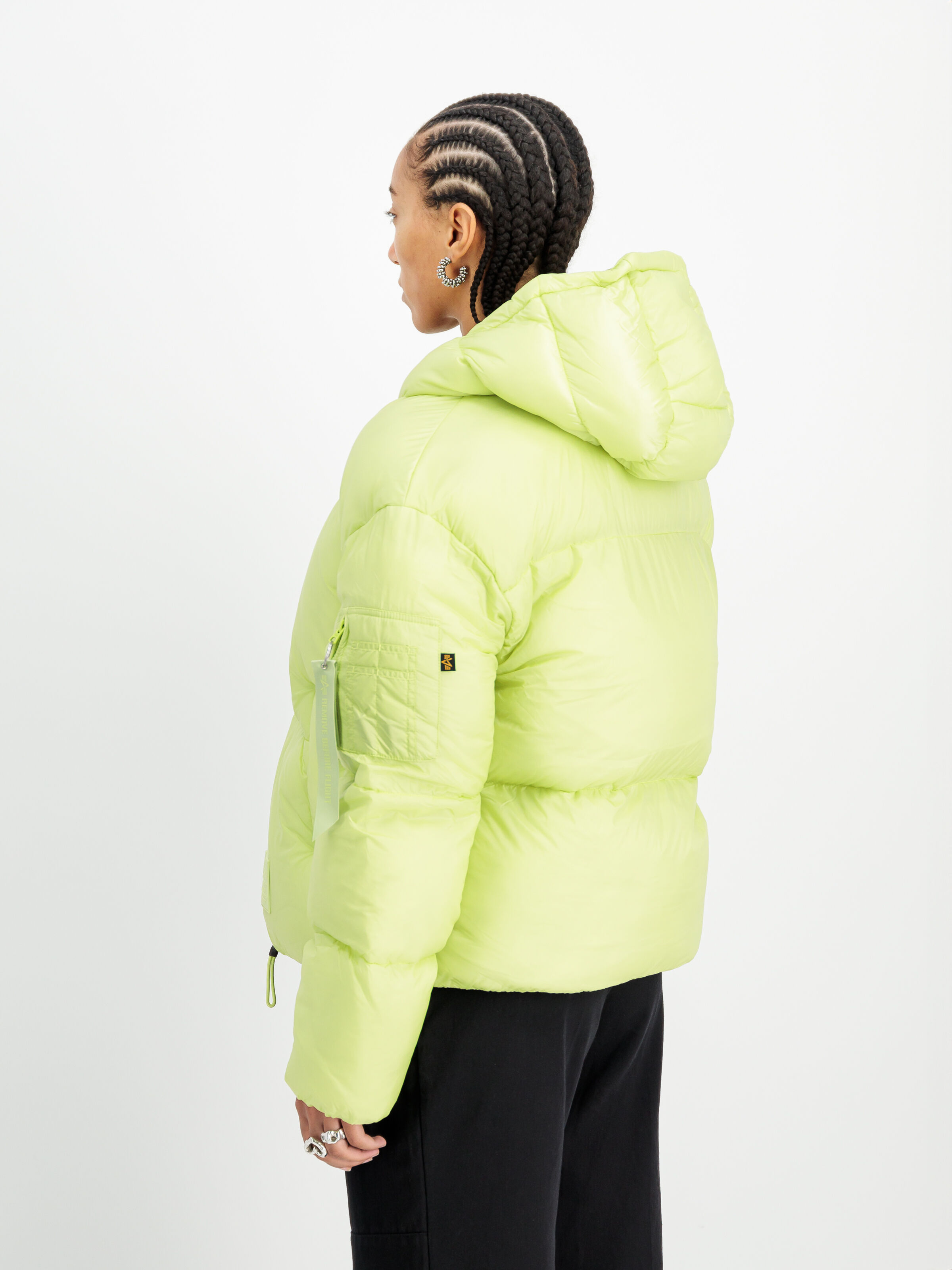 Cloud Puffer Bomber Winter Jacket Women Arctic Lime 148006_722_2_model_00004_117157