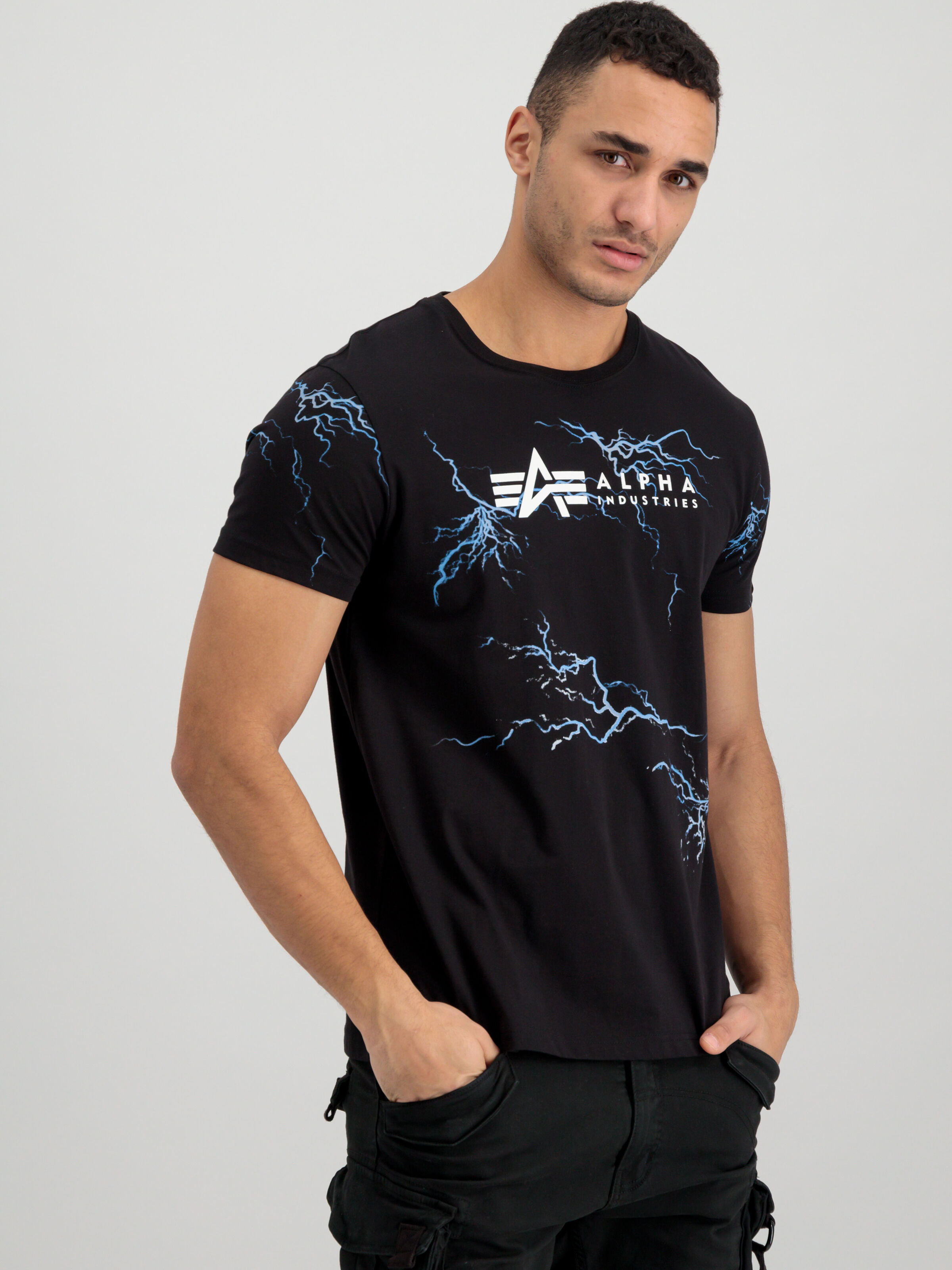 106500_95_alpha_industries_lightning_aop_t_002_1_182395