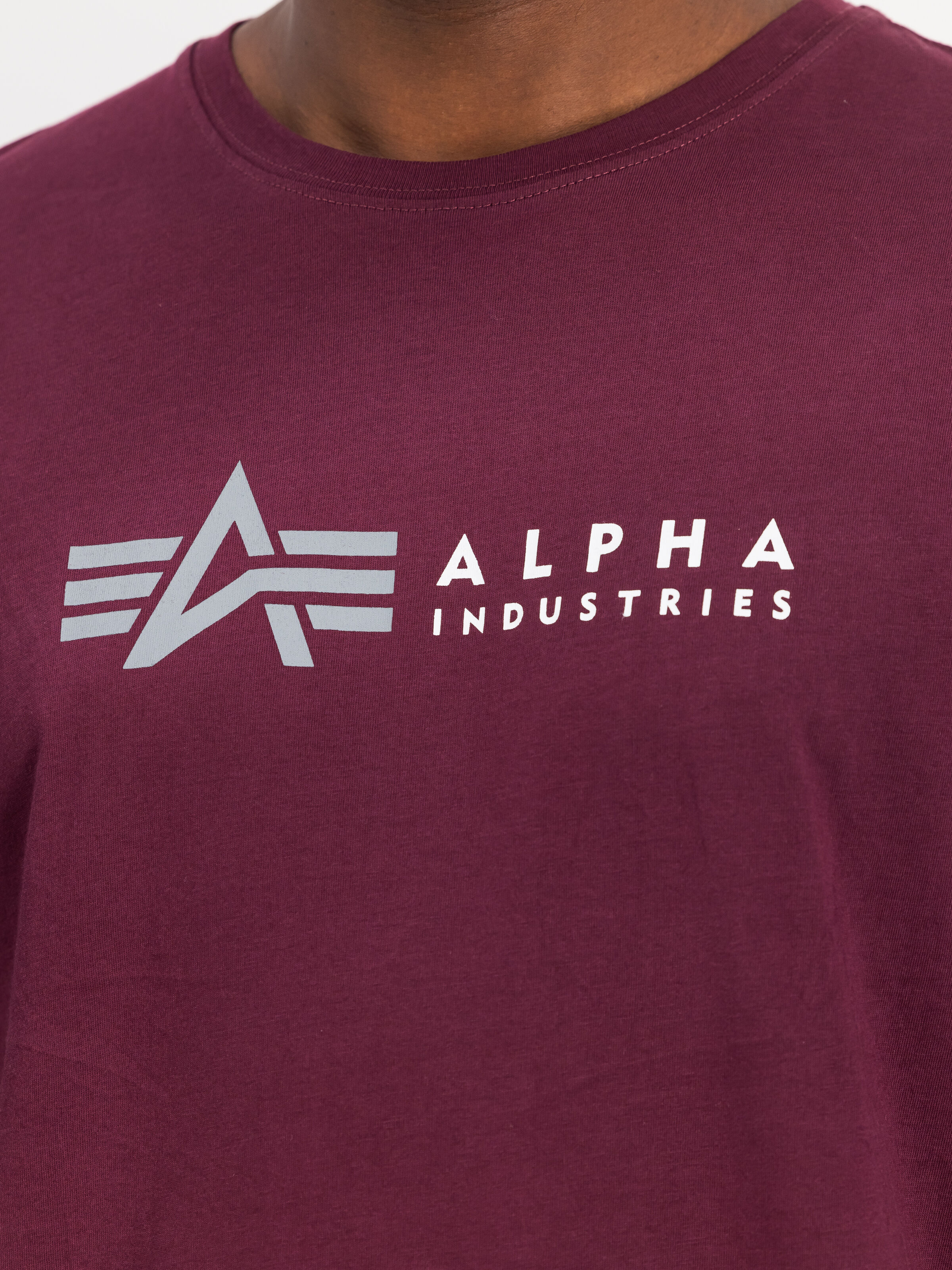 Alpha Label T-Shirt dark cherry 118502_608_3_detail_00001_160808