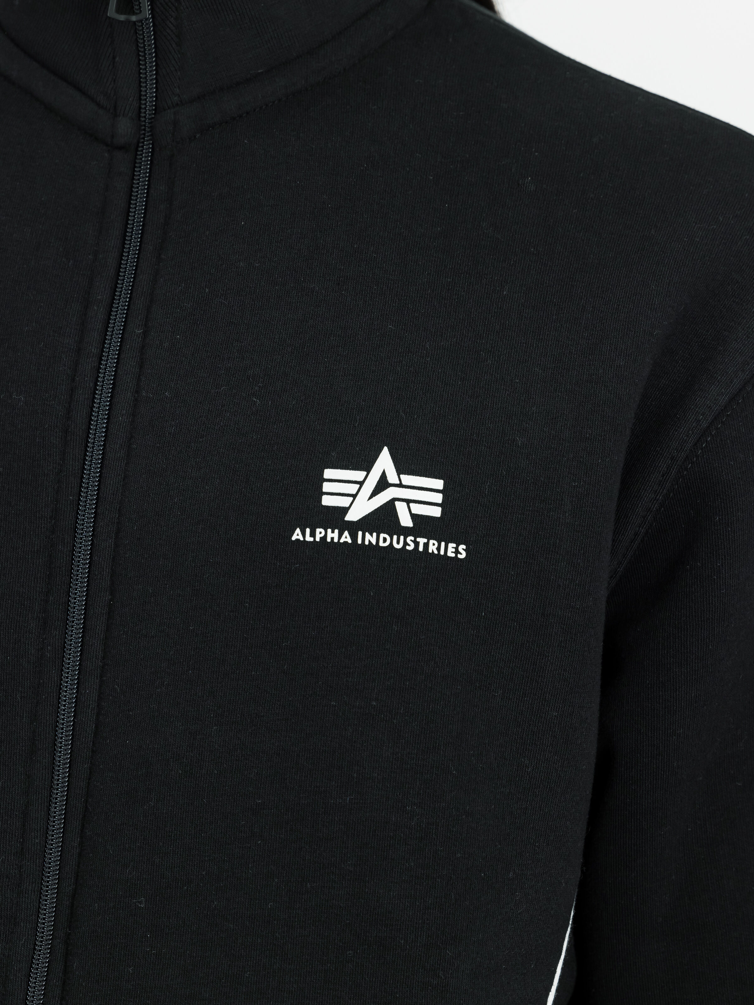 Track Suit Small Logo Jacket black 156305_03_3_detail_00001_147984
