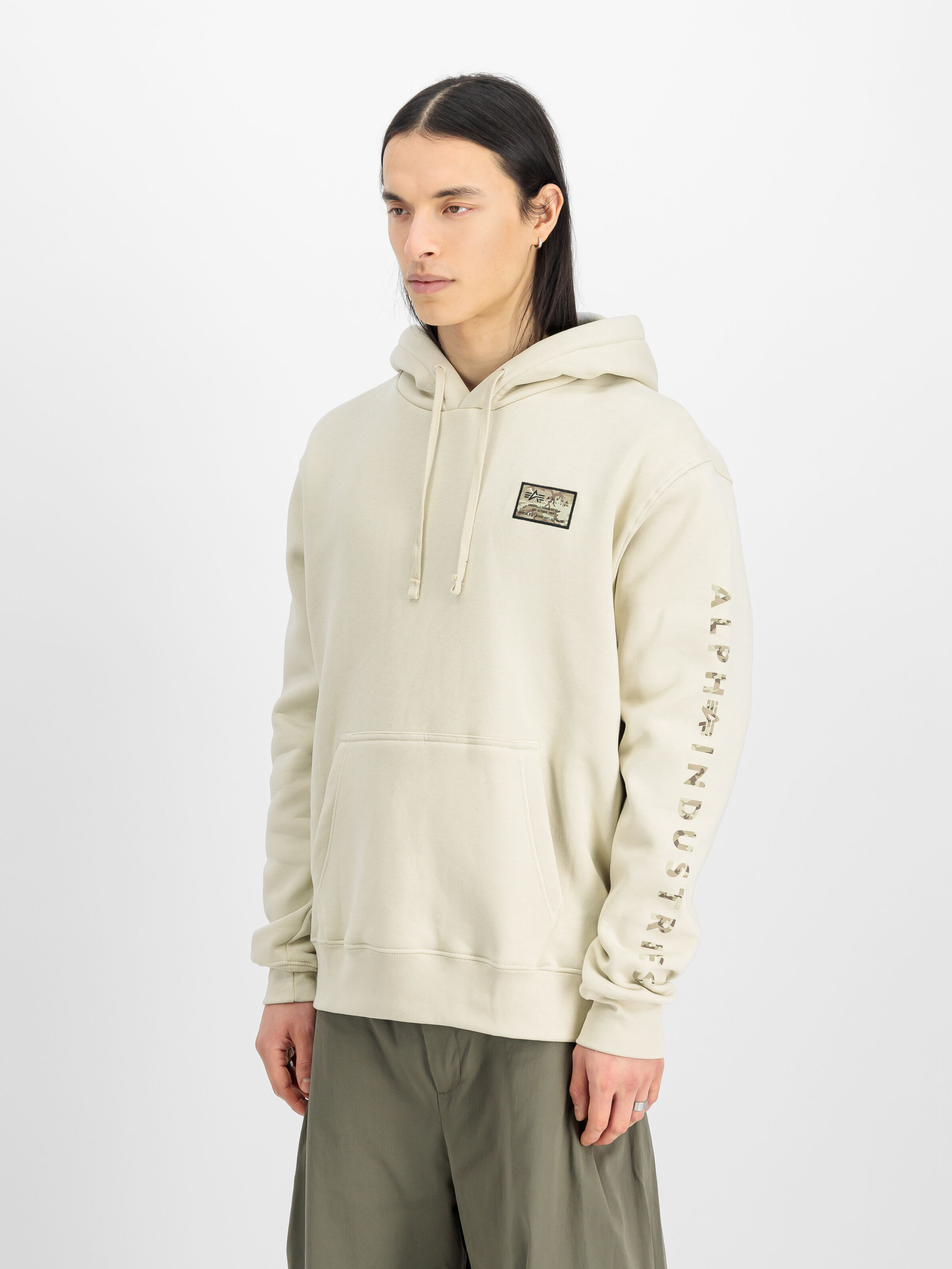 Camo Sleeve Hoodie vintage white 156340_300_2_model_00003_147593
