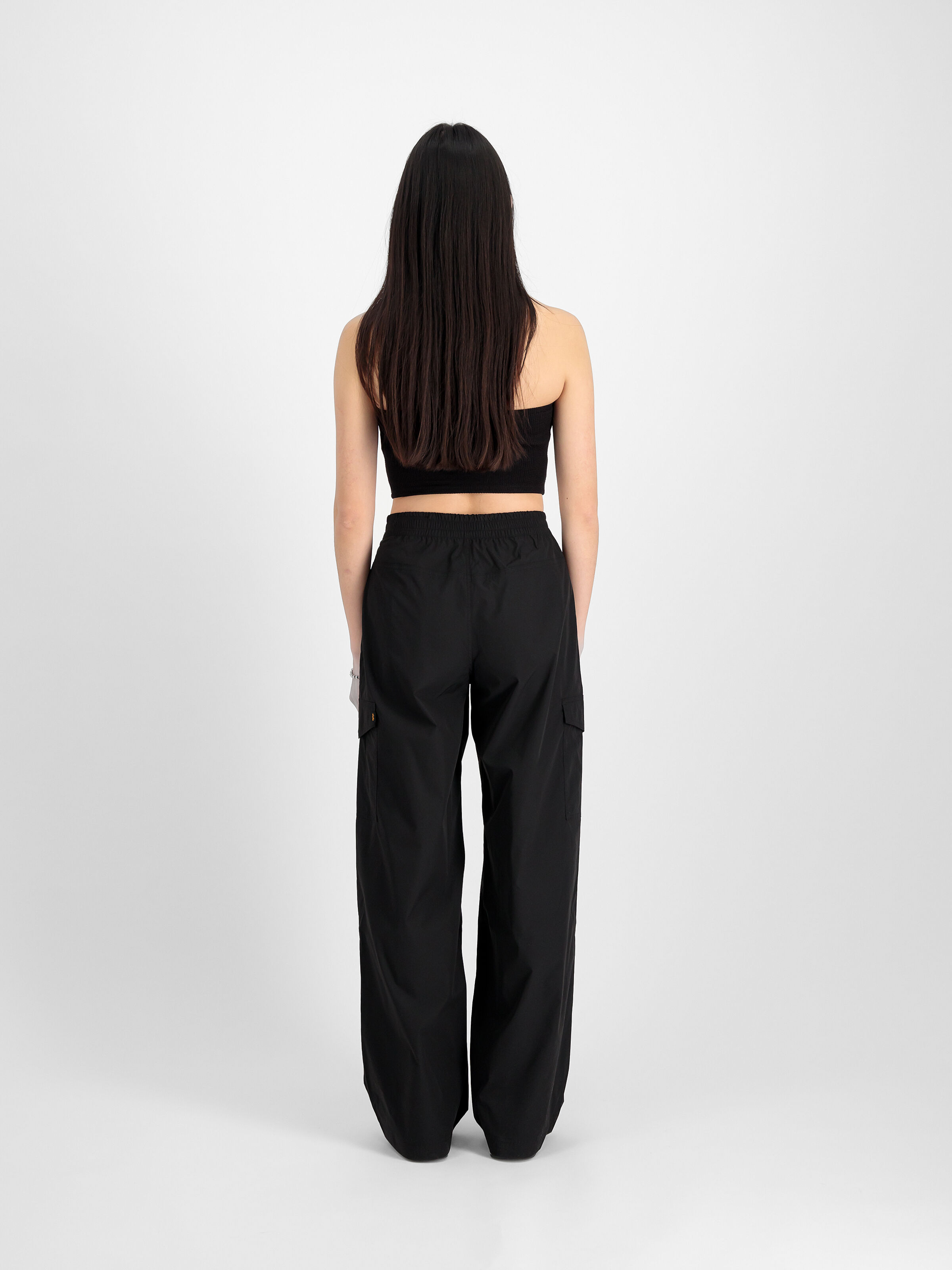 Nylon Pant Women black 136025_03_2_model_00002_154028