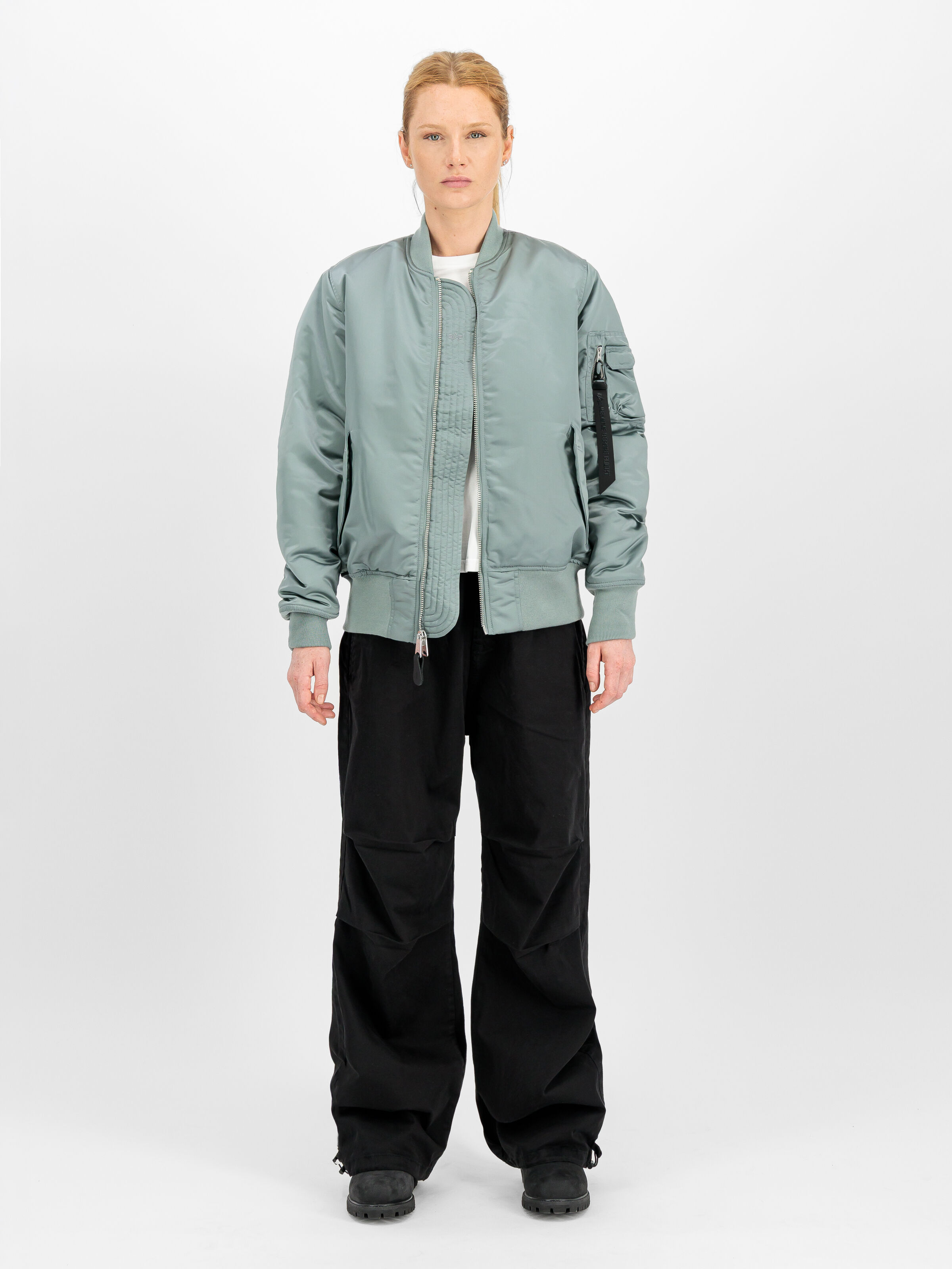 MA-1 Base Flight UV Bomber Jacket silverblue 756111_226_2_model_00005_245197