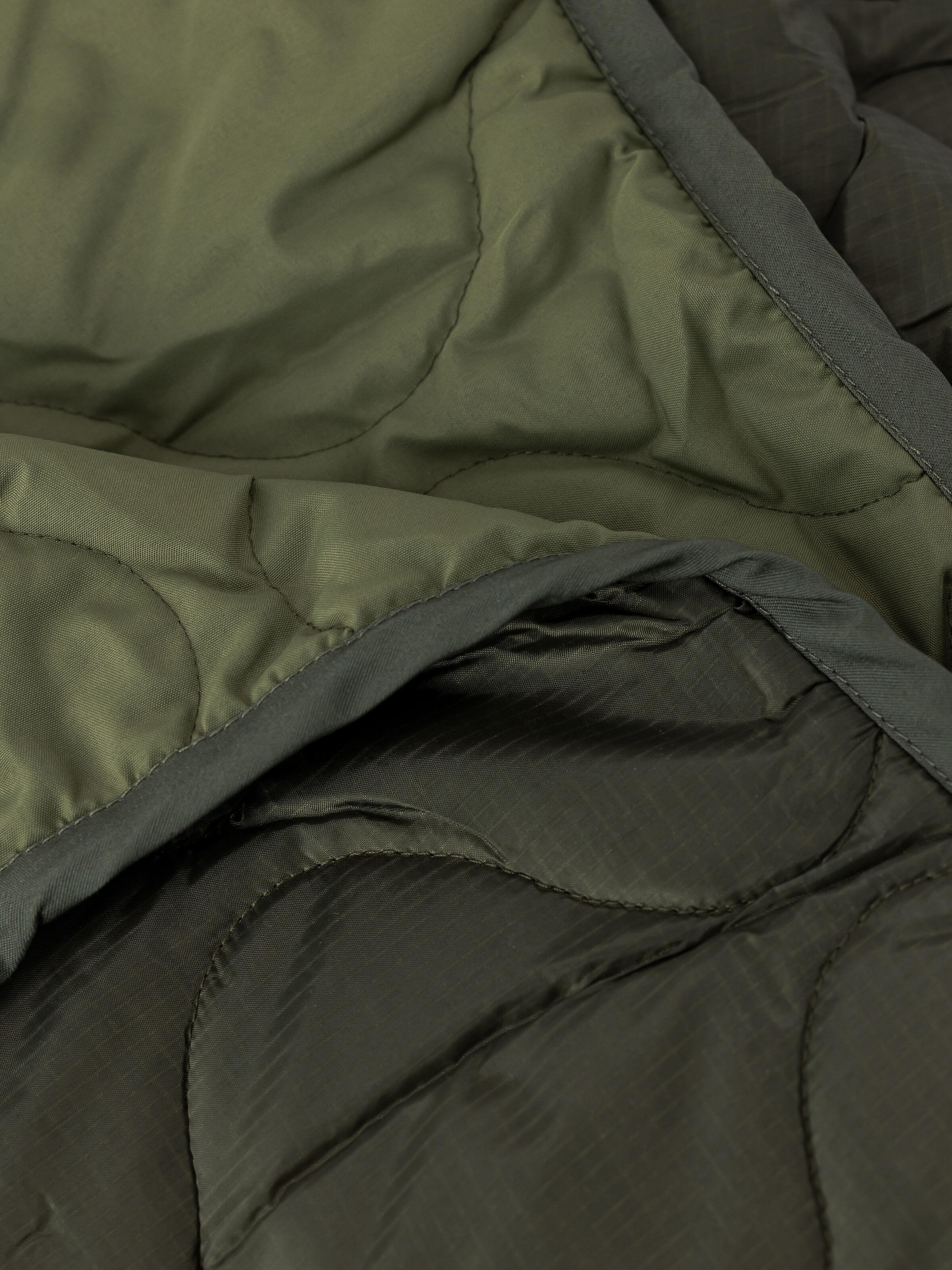 Packable Picknick Blanket dark olive 266958_142_3_detail_00002_211610